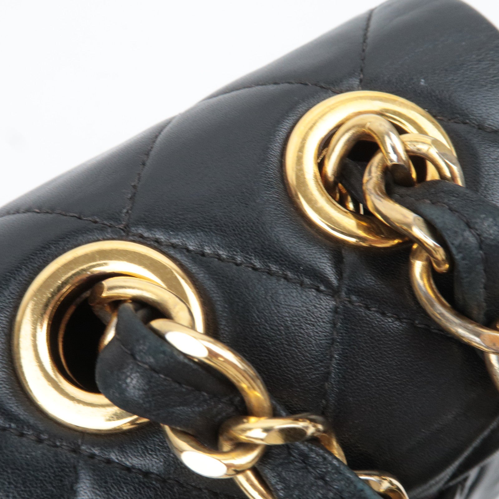 CHANEL Maxi Matelasse 34 Lambskin Chain Shoulder Bag Black Gold HDW