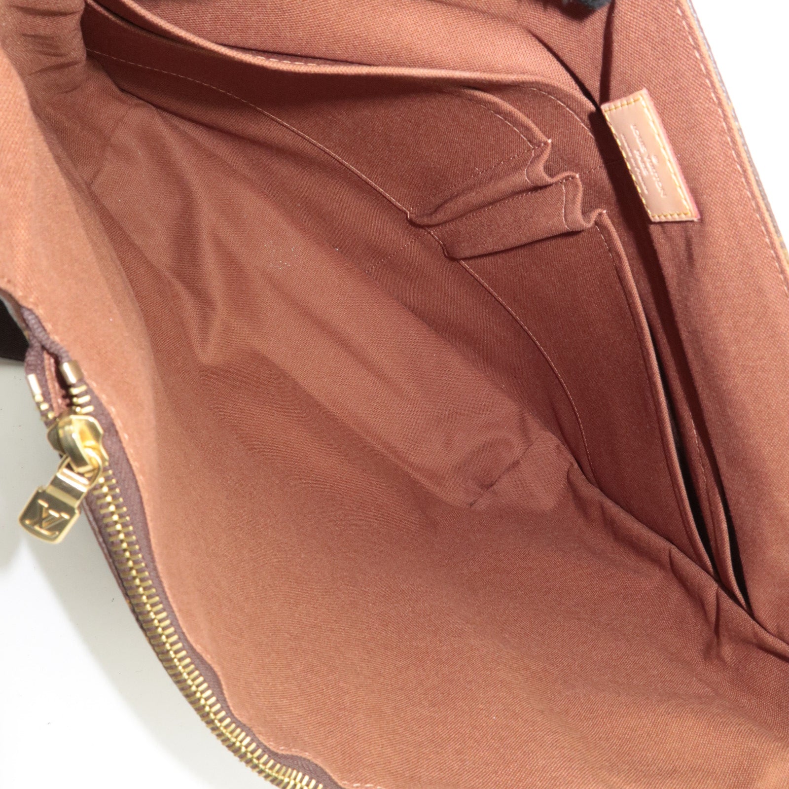 Louis Vuitton Monogram Messenger Beaubourg MM Shoulder Bag M97038