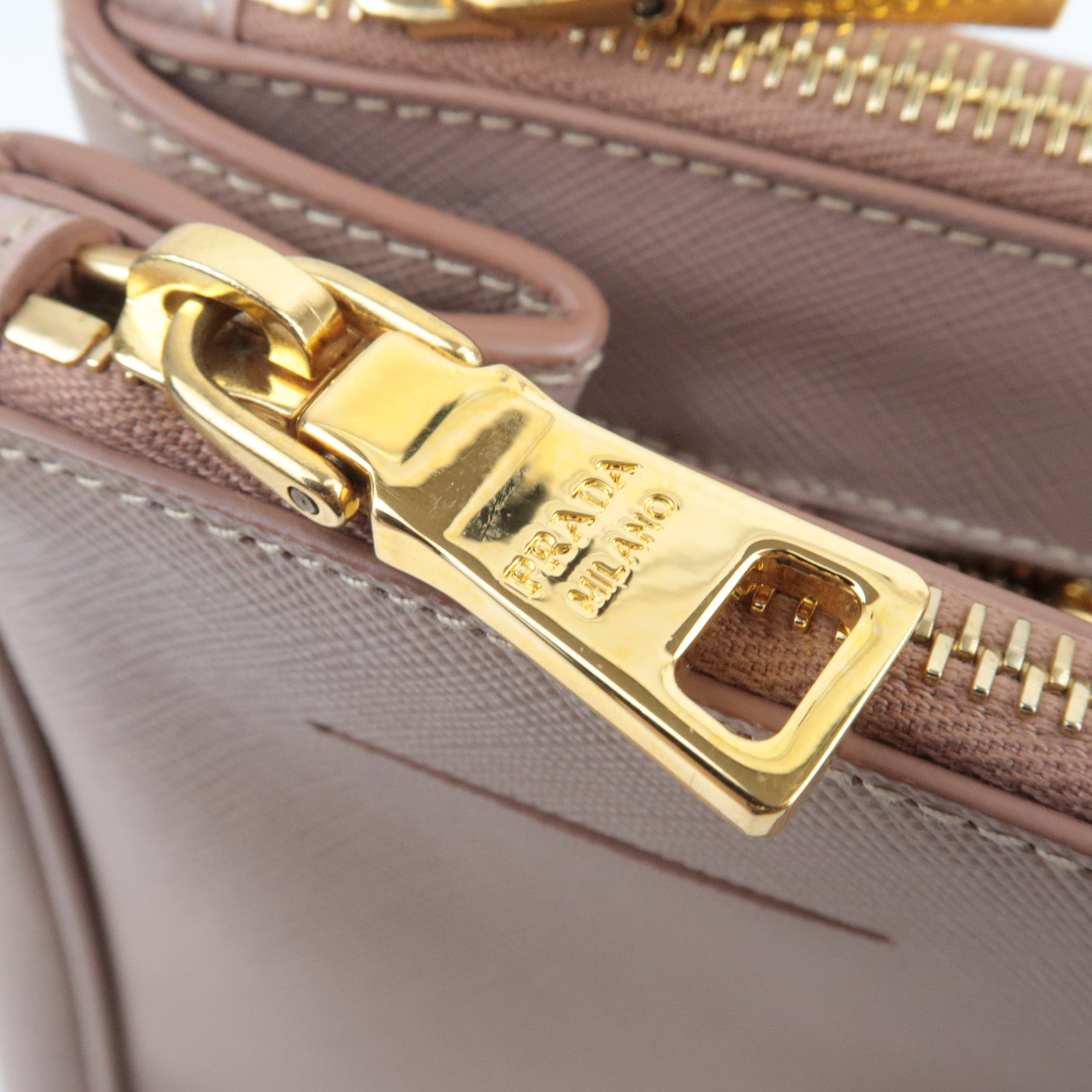 PRADA Saffiano Galleria Leather Handbag Pink Beige BN1786