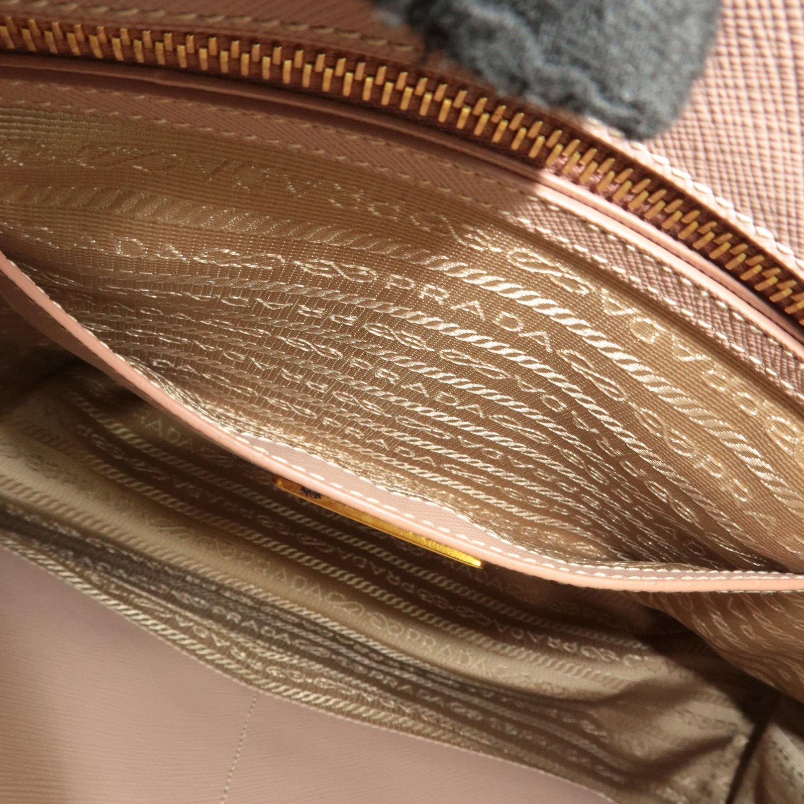 PRADA Saffiano Galleria Leather Handbag Pink Beige BN1786