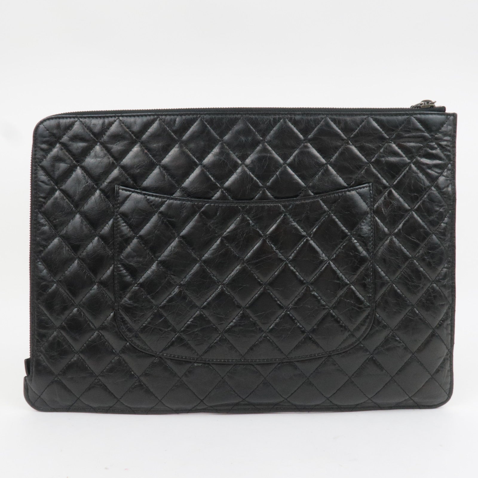 CHANEL Matelasse Aged Calfskin Clutch Bag Black