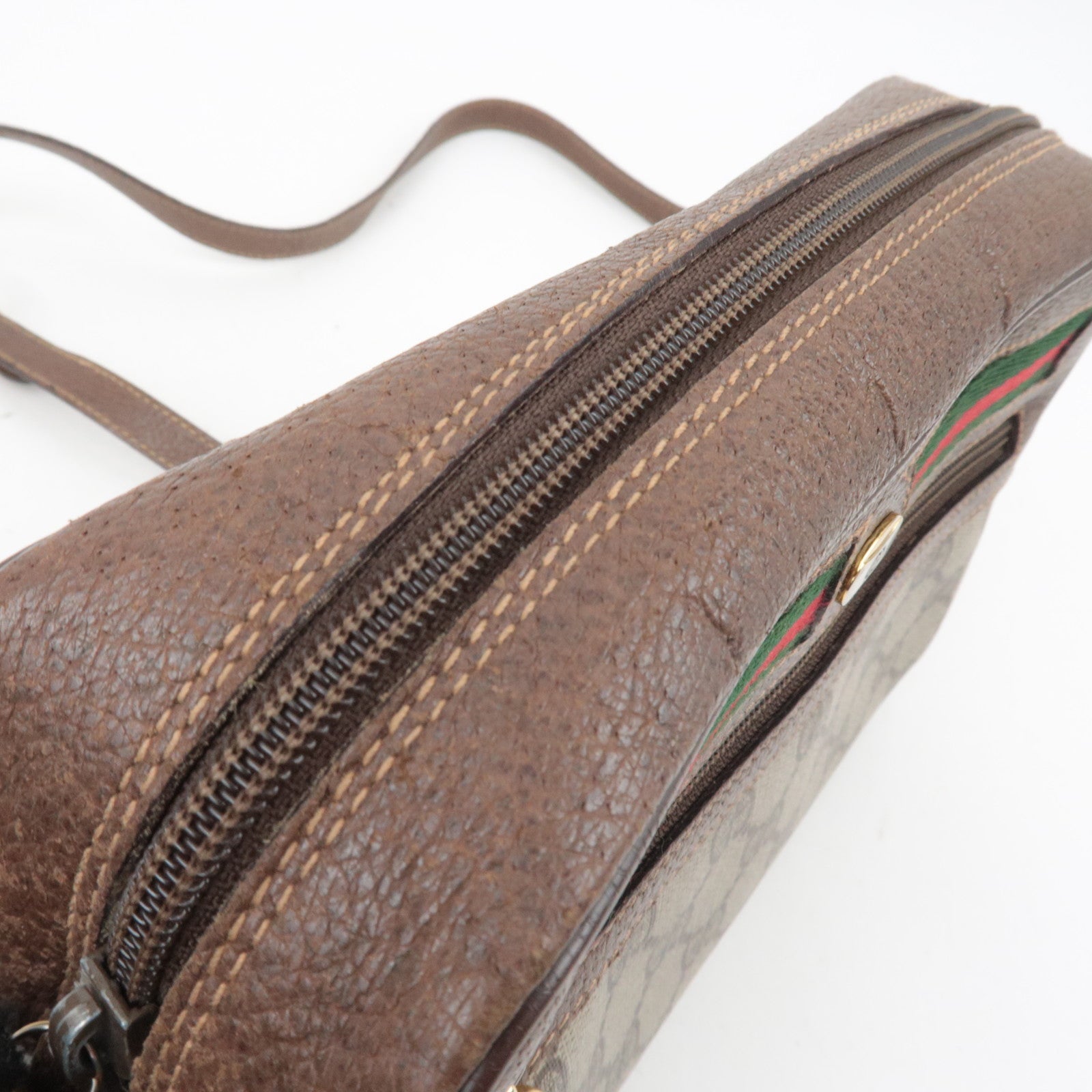 GUCCI Old Gucci Sherry GG Plus Shoulder Bag Brown 001.115.6655