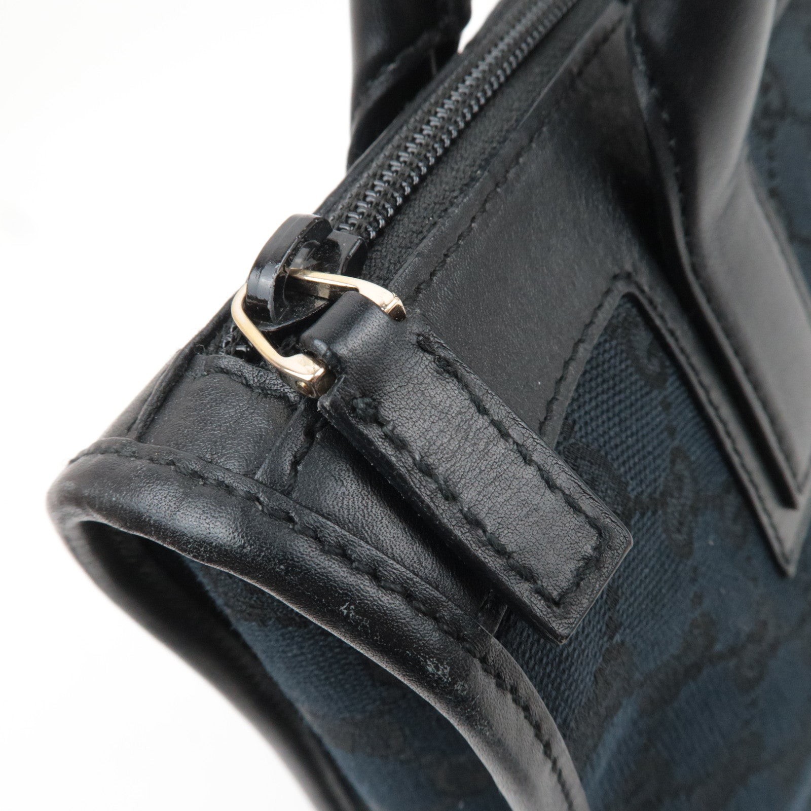 GUCCI GG Canvas Handbag Black 000.0855
