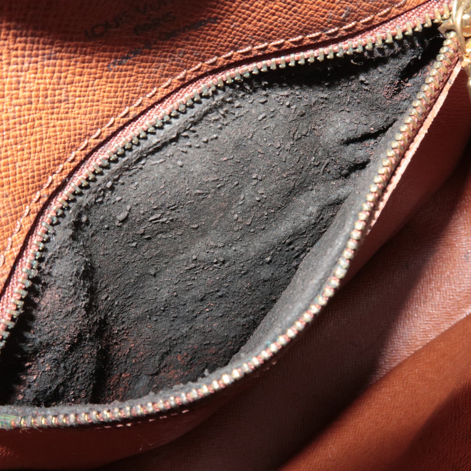 Louis Vuitton Monogram Saint Cloud PM Shoulder Bag M51244