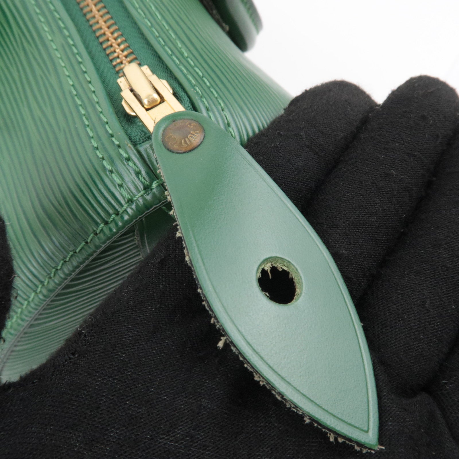 Louis Vuitton Epi Speedy 25 Handbag Borneo Green M43014