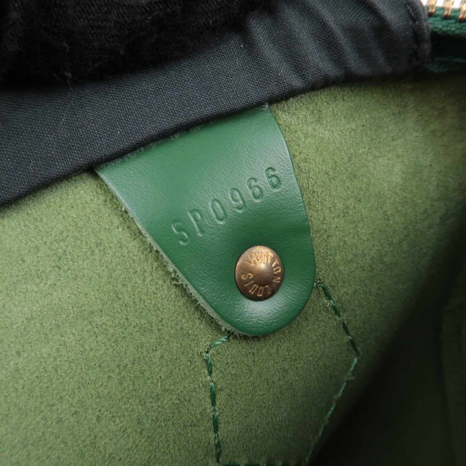 Louis Vuitton Epi Speedy 25 Handbag Borneo Green M43014