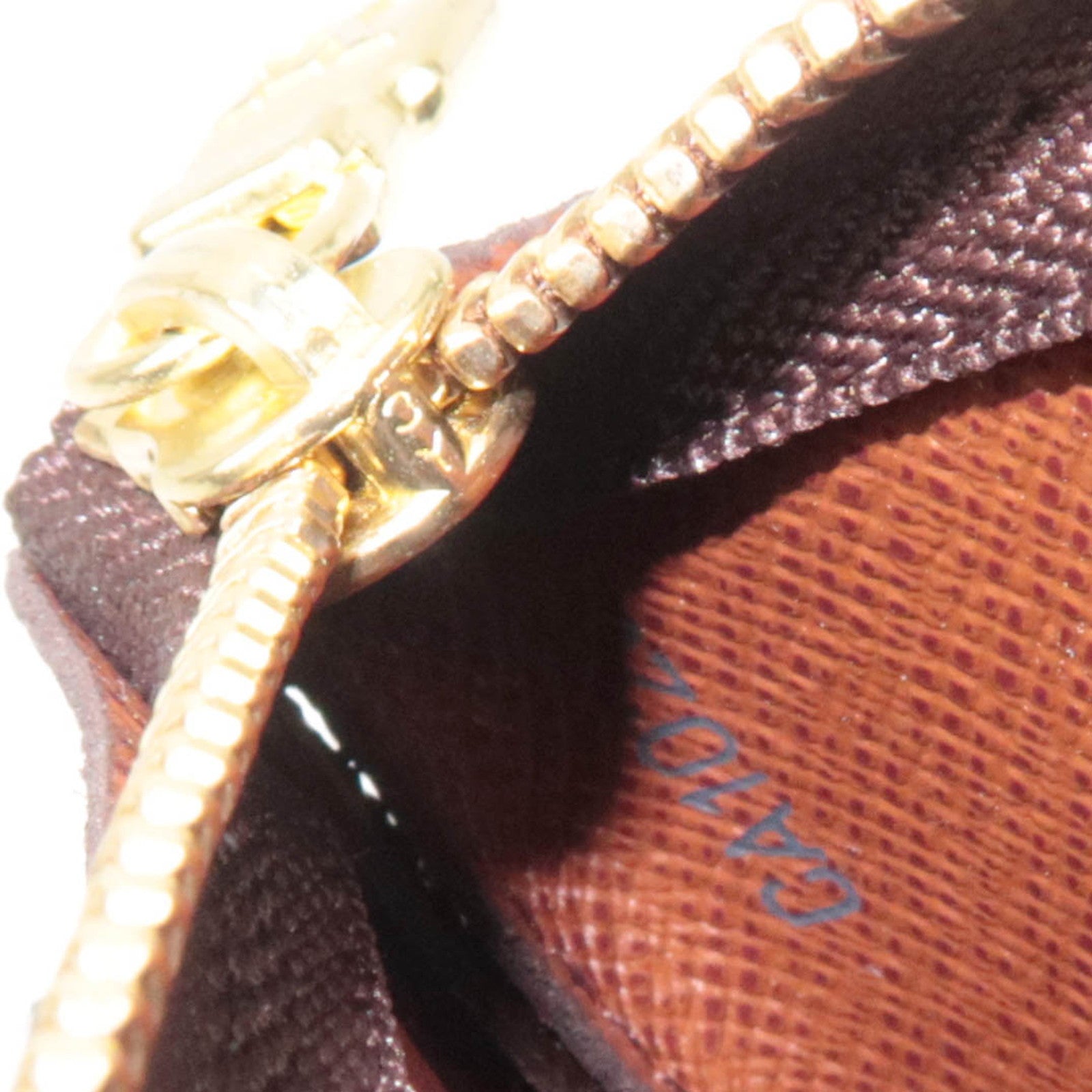 Louis Vuitton Monogram Pochette Cles Coin Case M62650