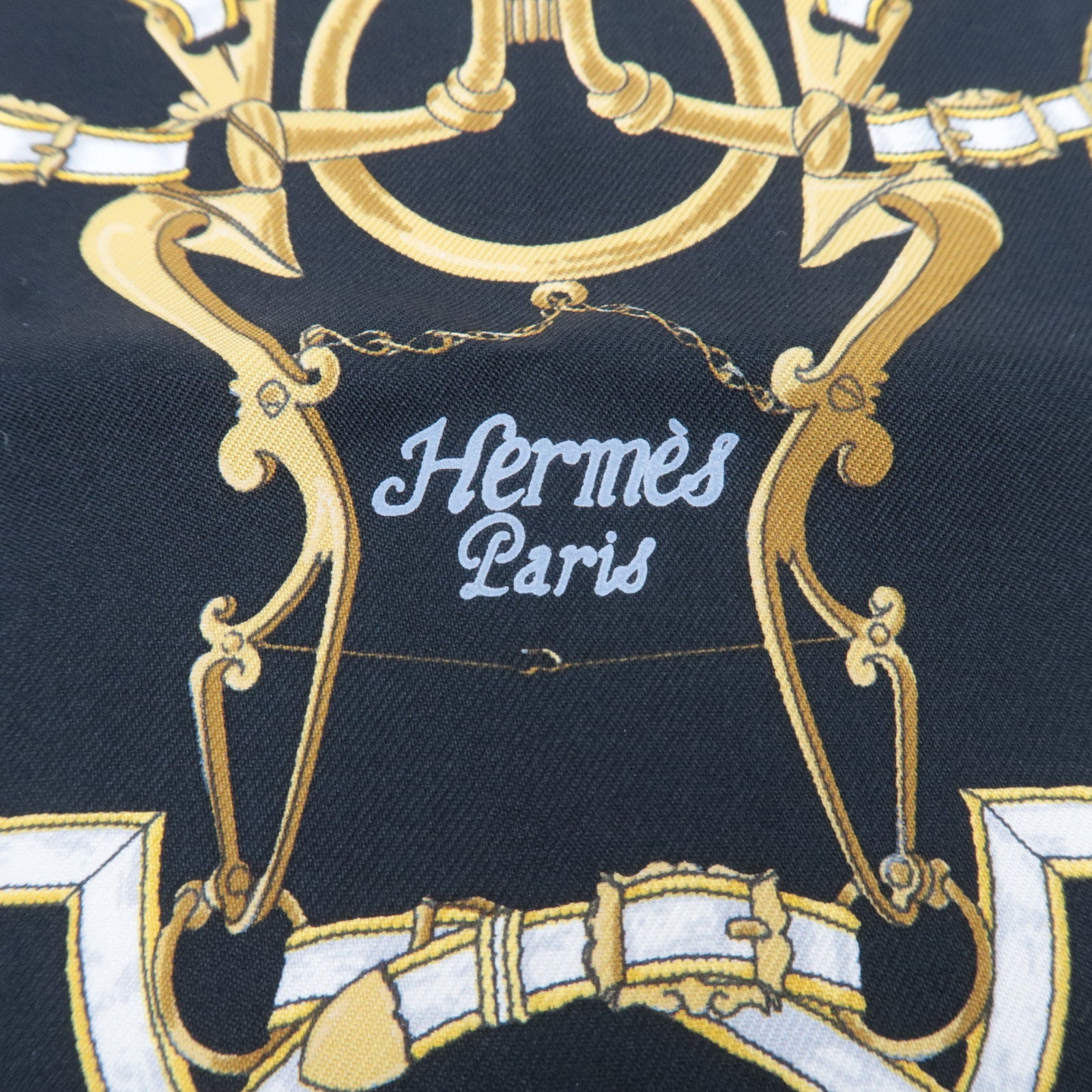HERMES Carre 40 Scarf LINSRVCTION DC ROY 100% Silk Black