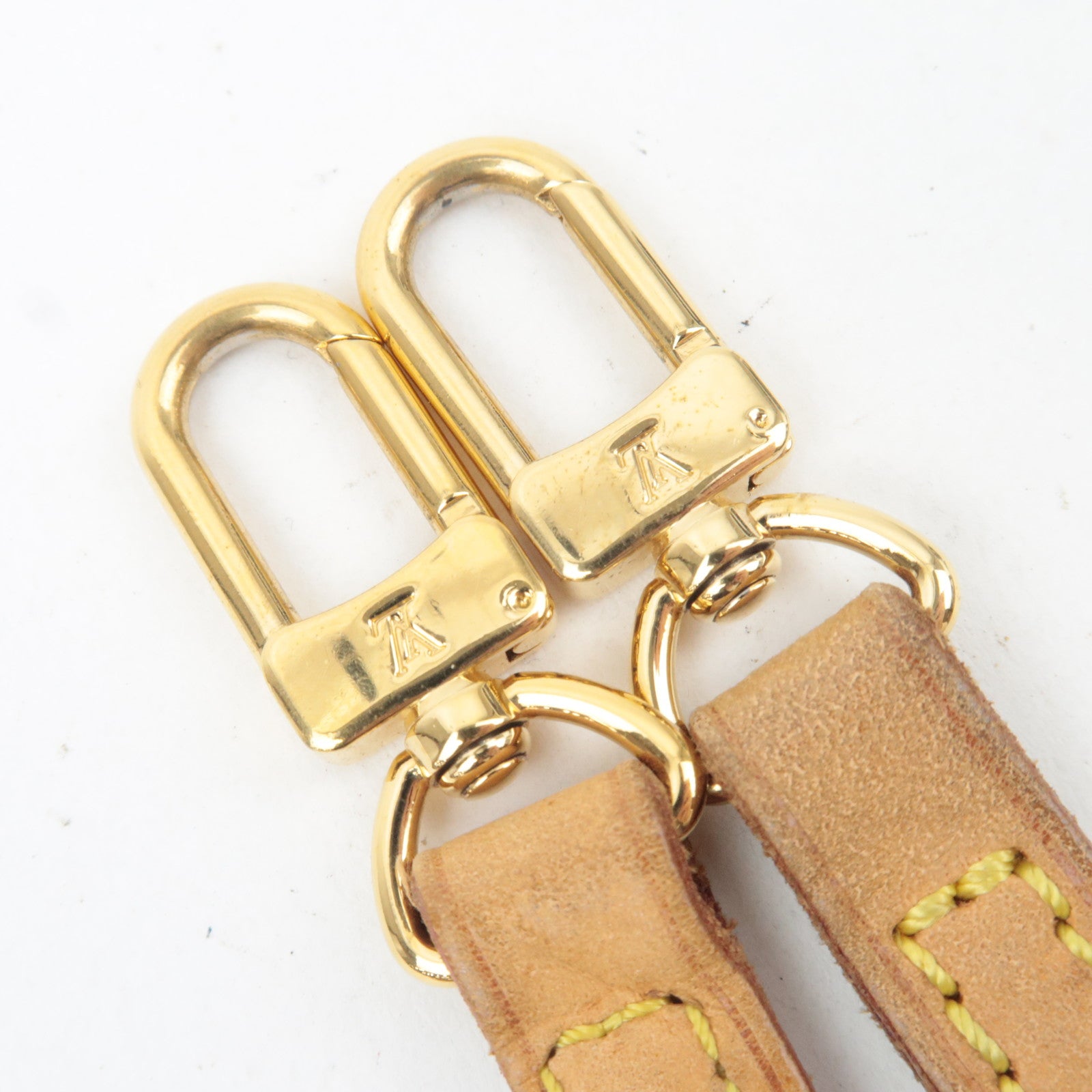 Louis Vuitton Leather Shoulder Strap Length 120cm Width 1.2cm J00145