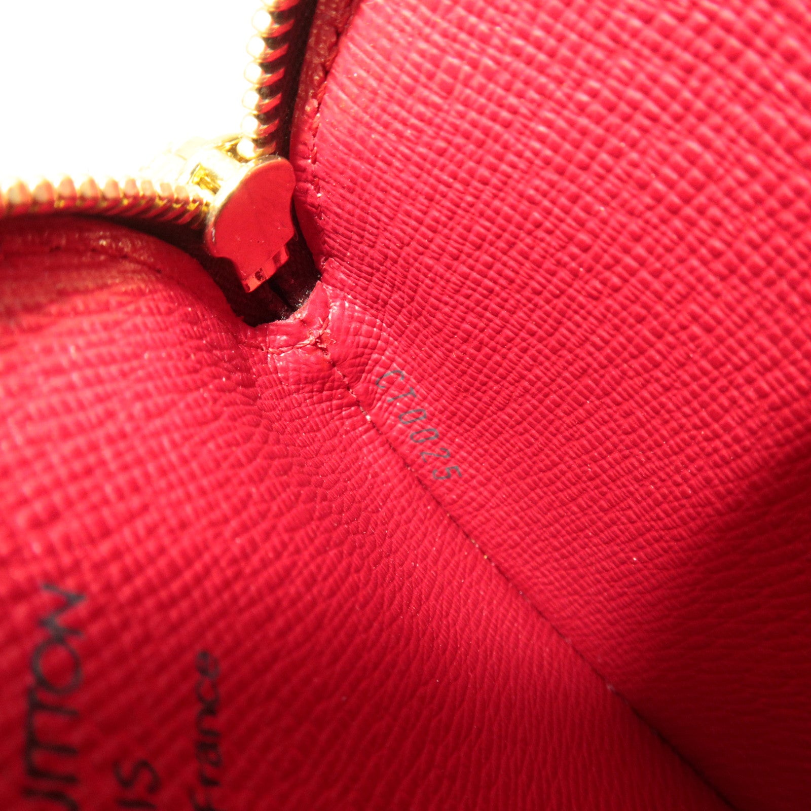 Louis Vuitton Monogram Cherry Porte Monnaie Rond Coin Case M95043