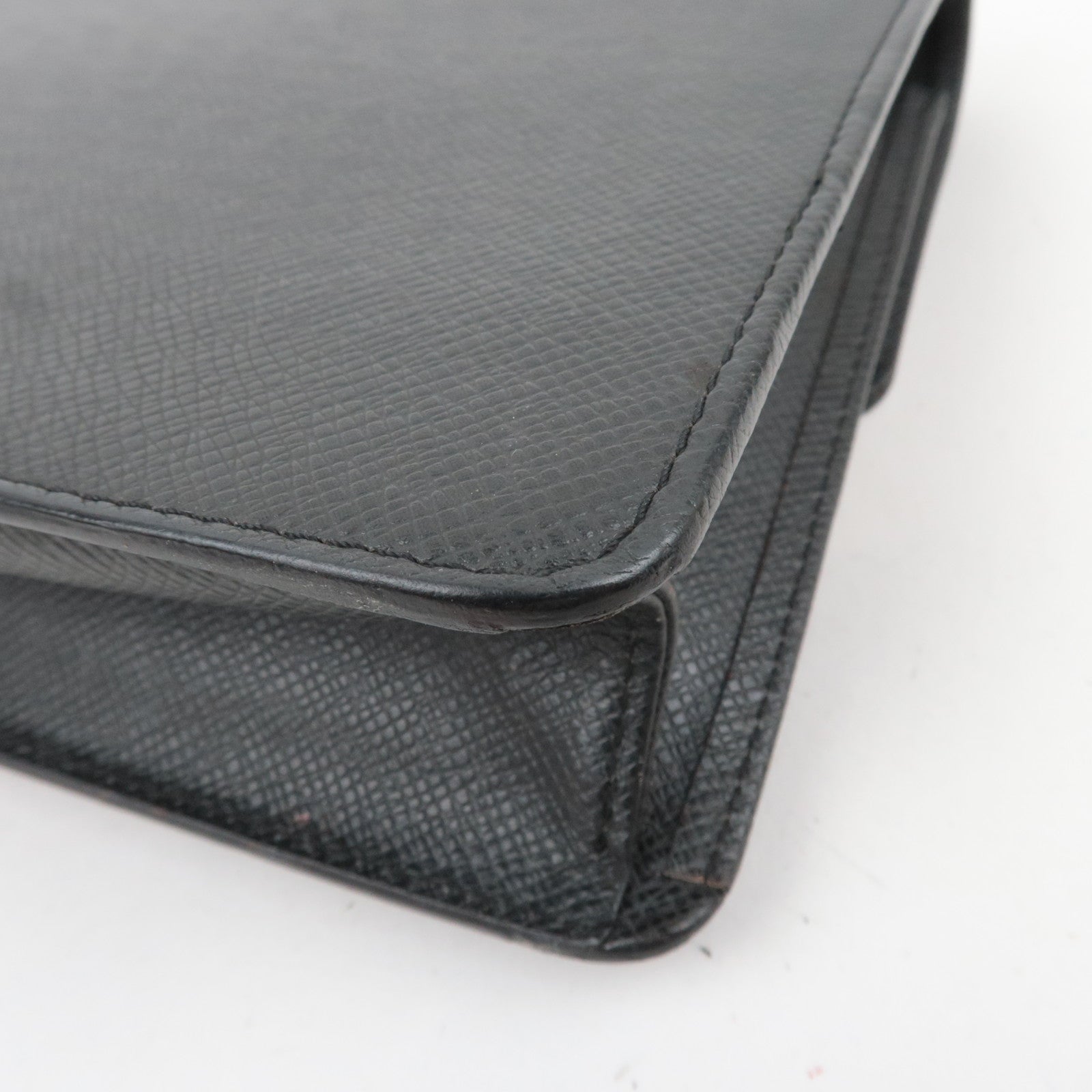 Louis Vuitton Taiga Selenga Clutch Bag Ardoise M30782