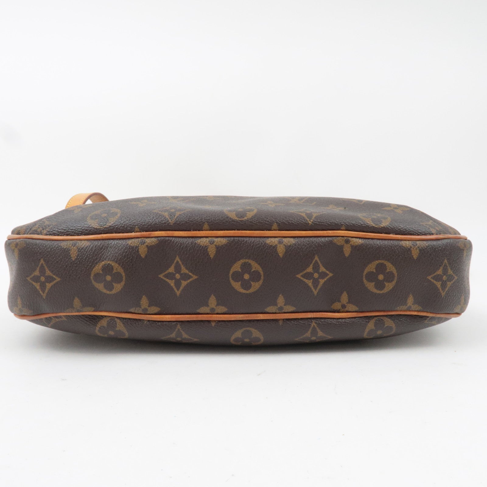 Louis Vuitton Monogram Odeon MM Shoulder Bag M56389