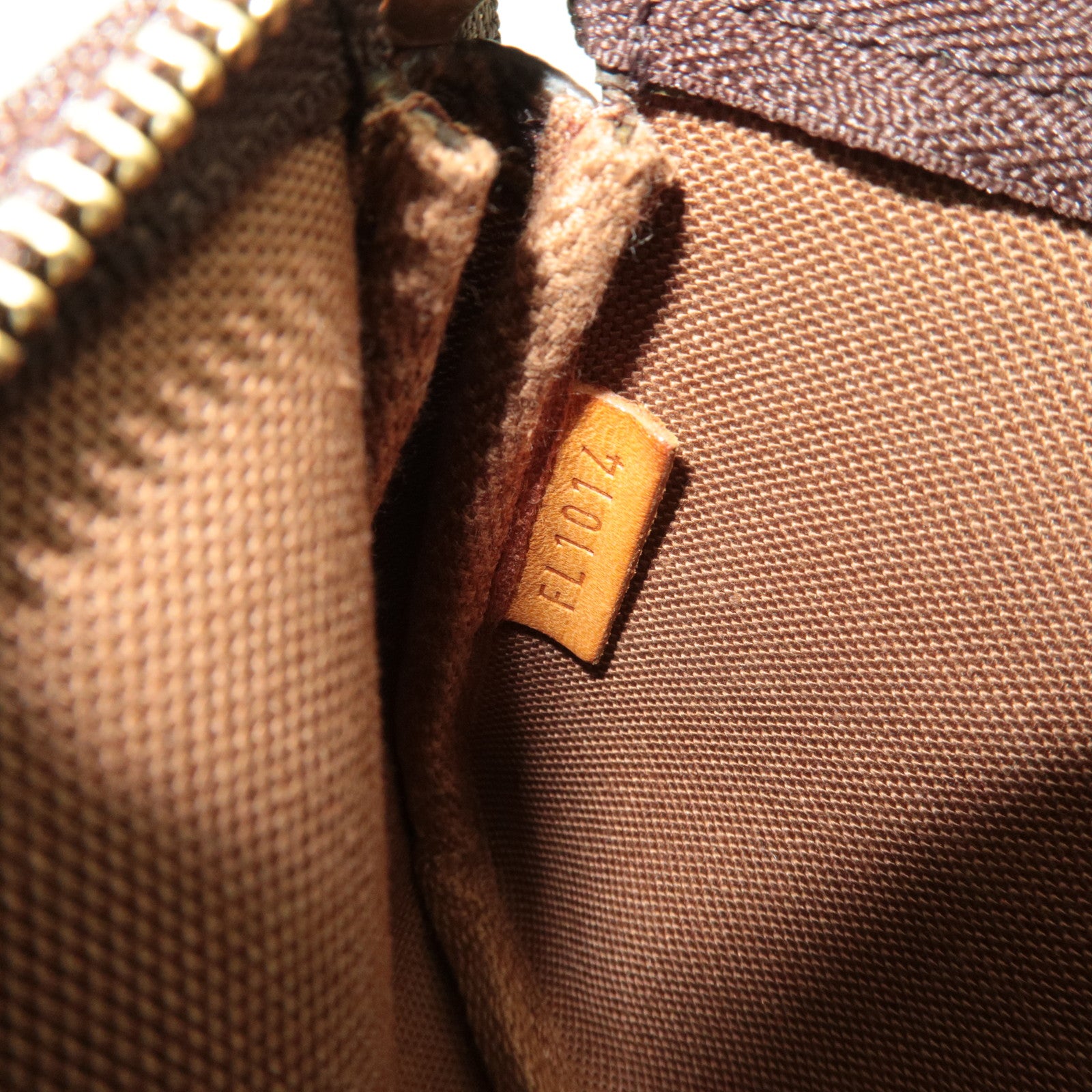 Louis Vuitton Monogram Mini Pochette Accessoires Mini Bag M58009