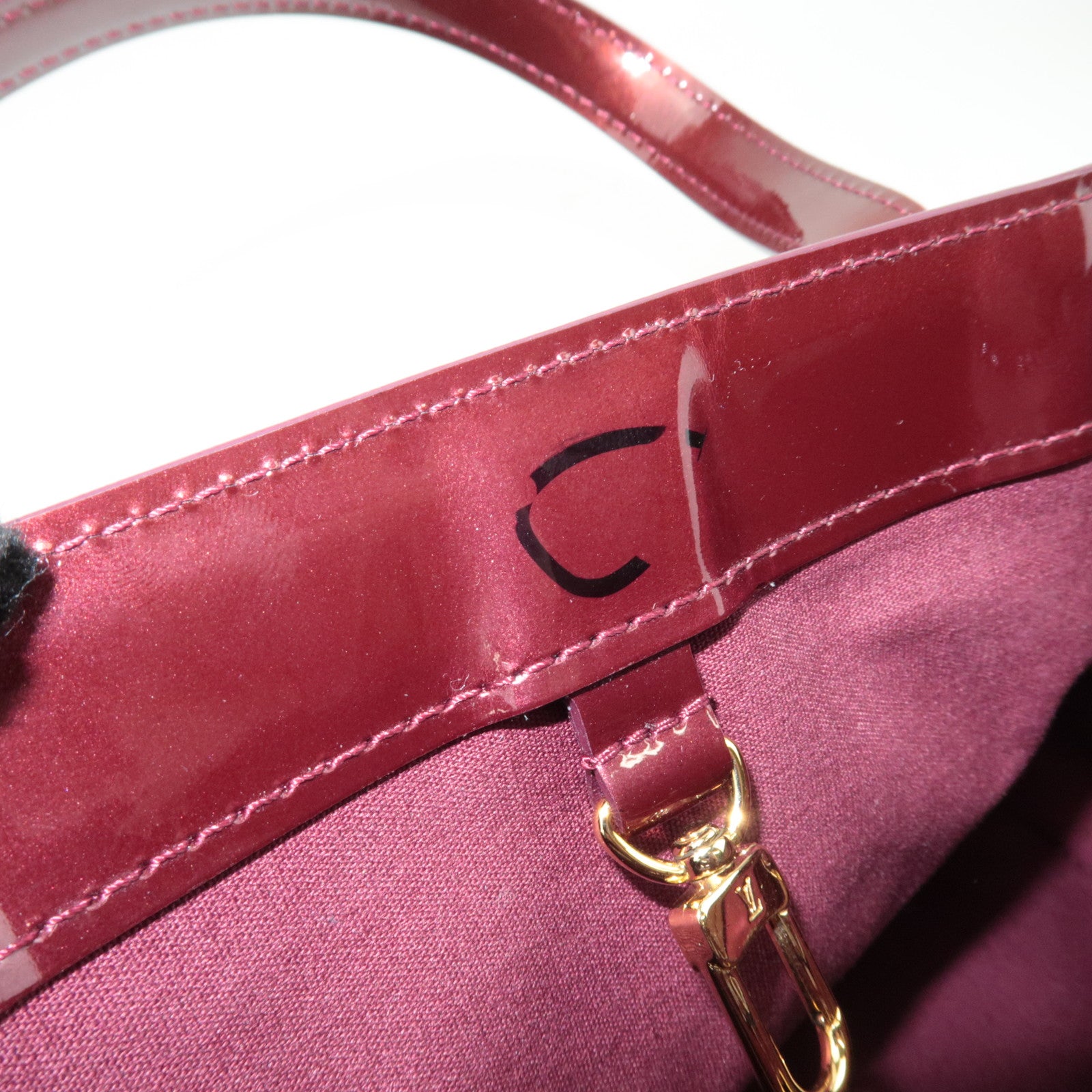 Louis Vuitton Monogram Vernis Wilshire PM Handbag Rouge Fauviste M91644