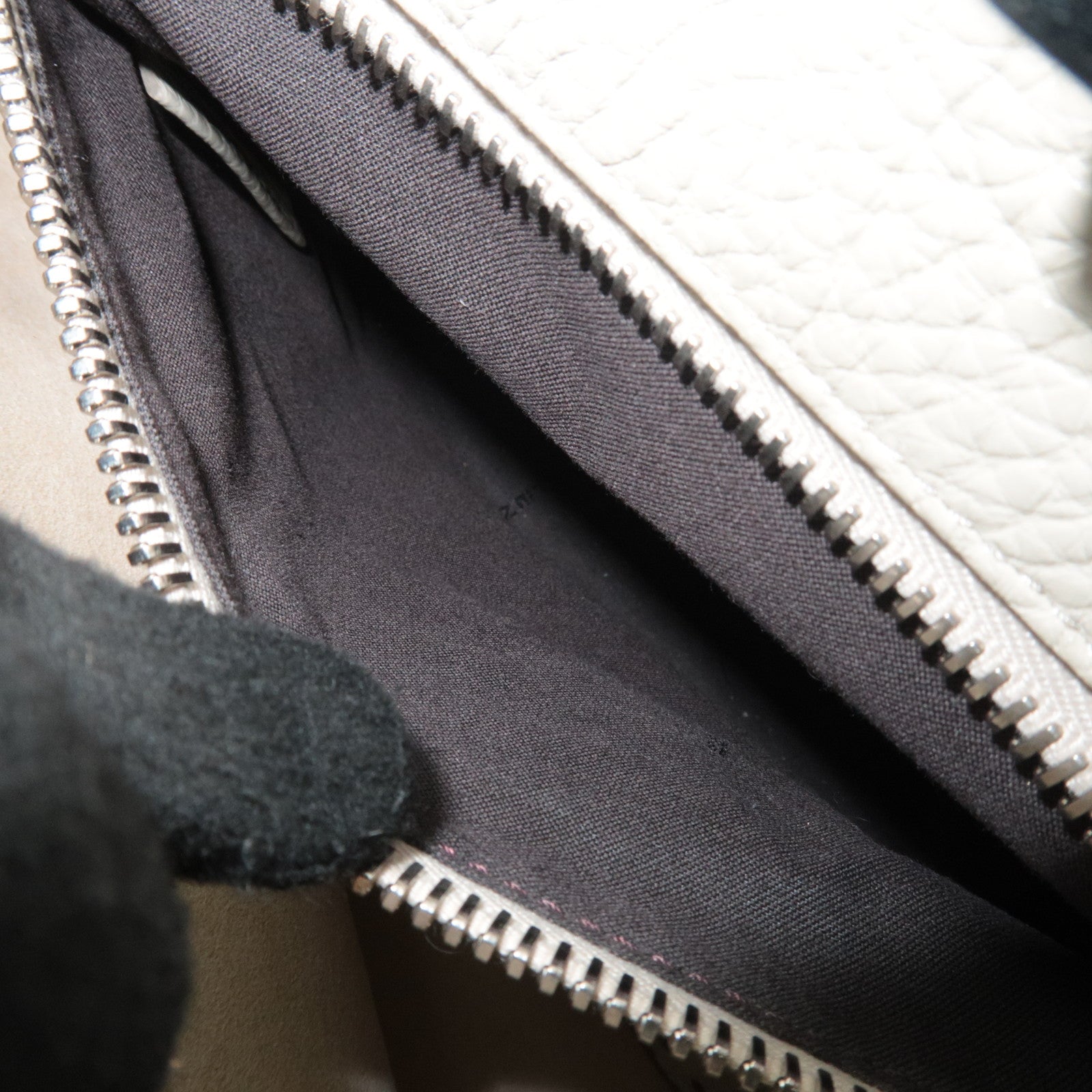 FENDI Selleria Peekaboo Medium 2Way Leather Handbag Gray 8BN226