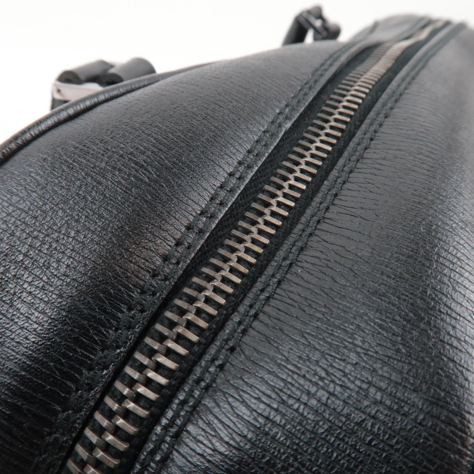 GUCCI Leather Shoulder Bag Black 002.1115