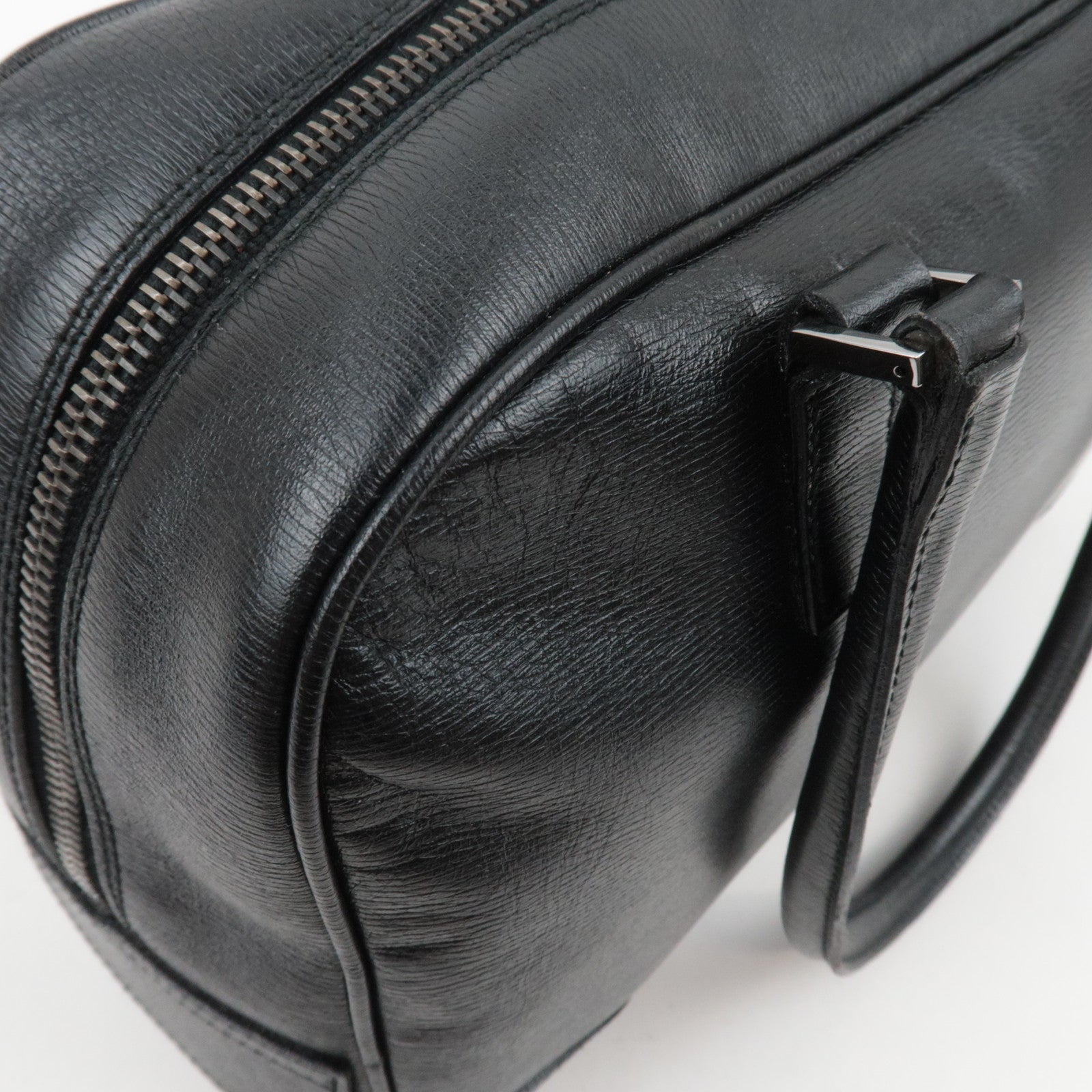 GUCCI Leather Shoulder Bag Black 002.1115
