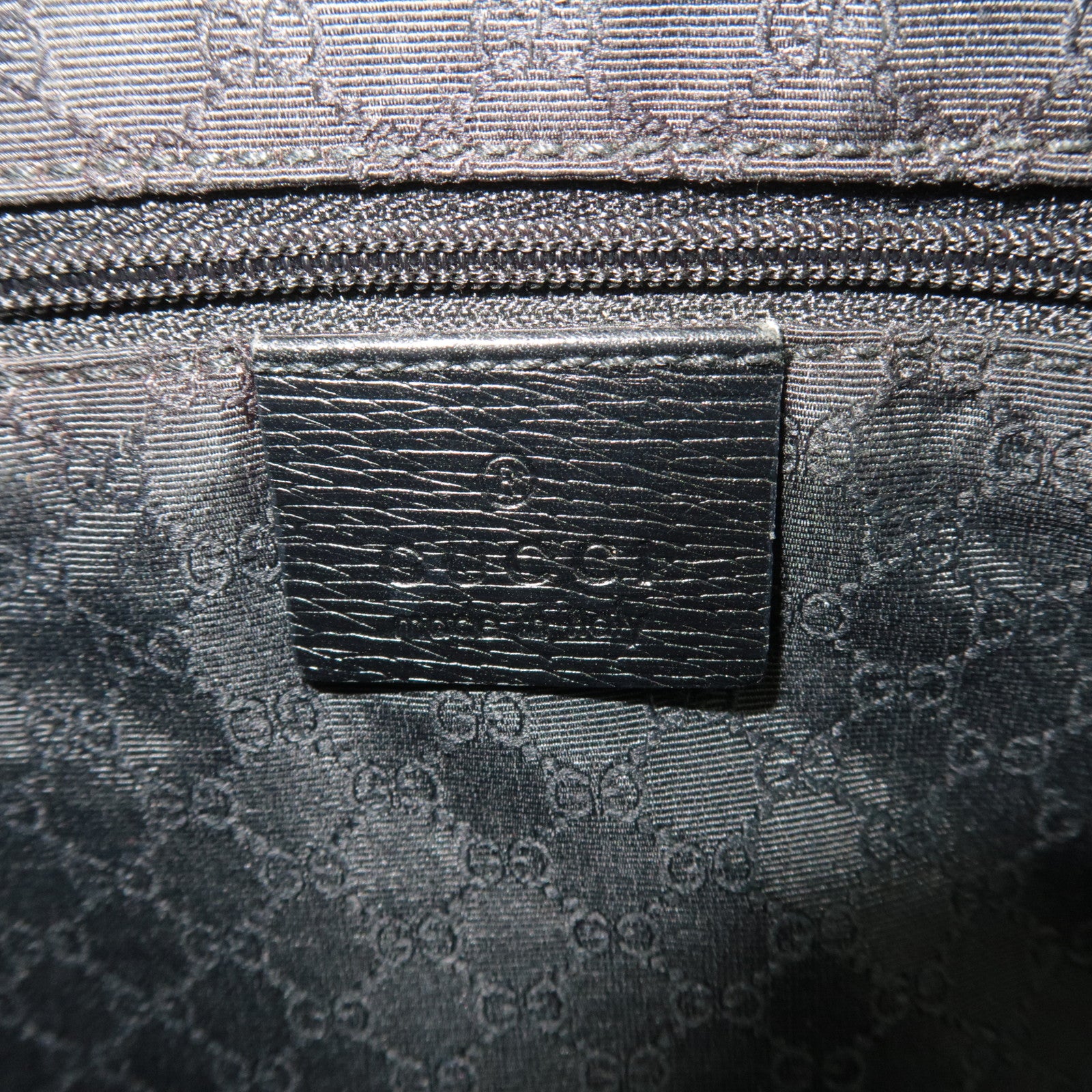 GUCCI Leather Shoulder Bag Black 002.1115