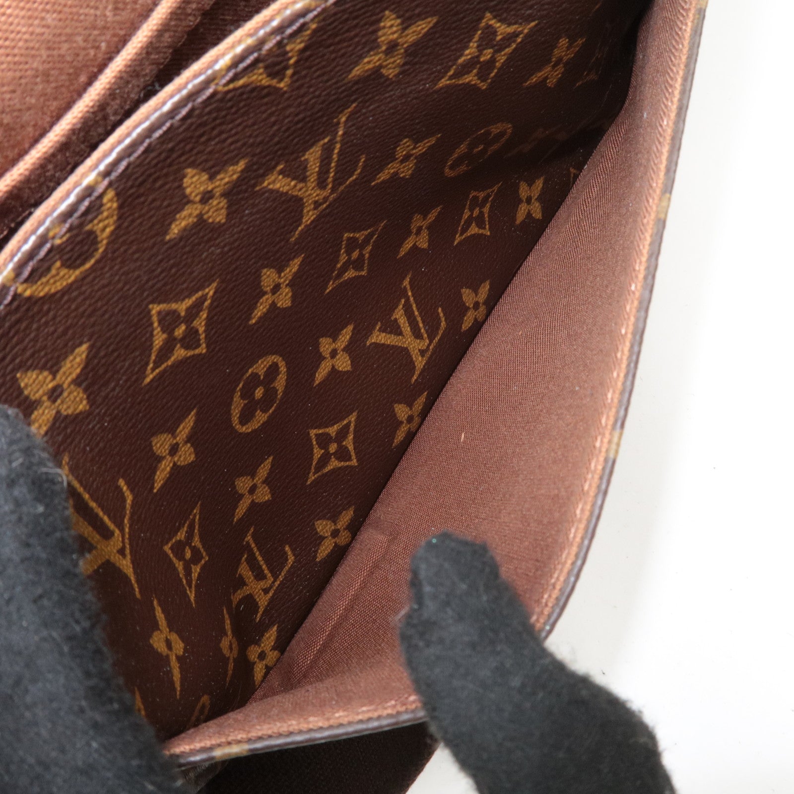 Louis Vuitton Monogram Messenger Bosphore PM Shoulder Bag M40106