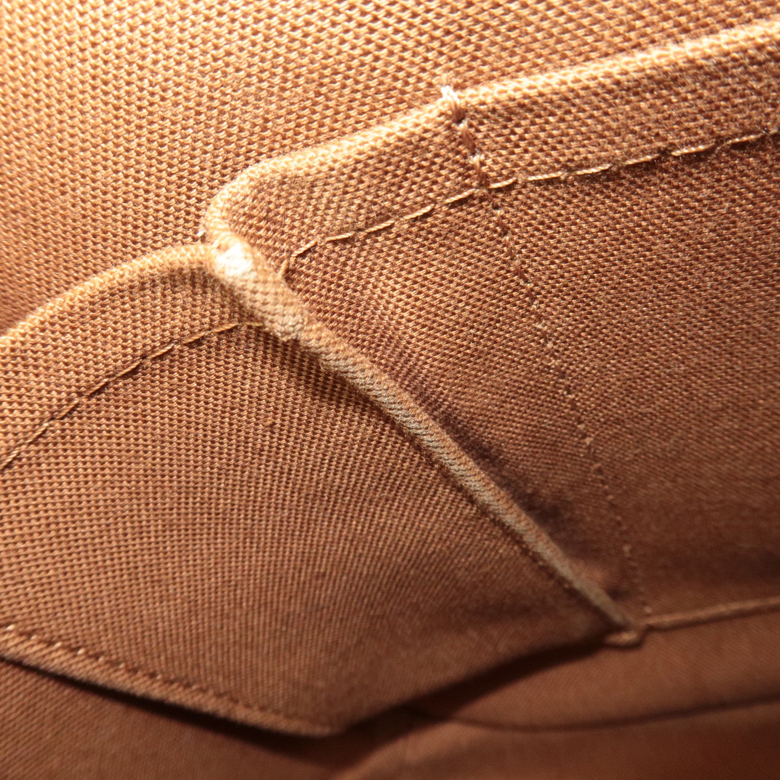 Louis Vuitton Monogram Messenger Bosphore PM Shoulder Bag M40106