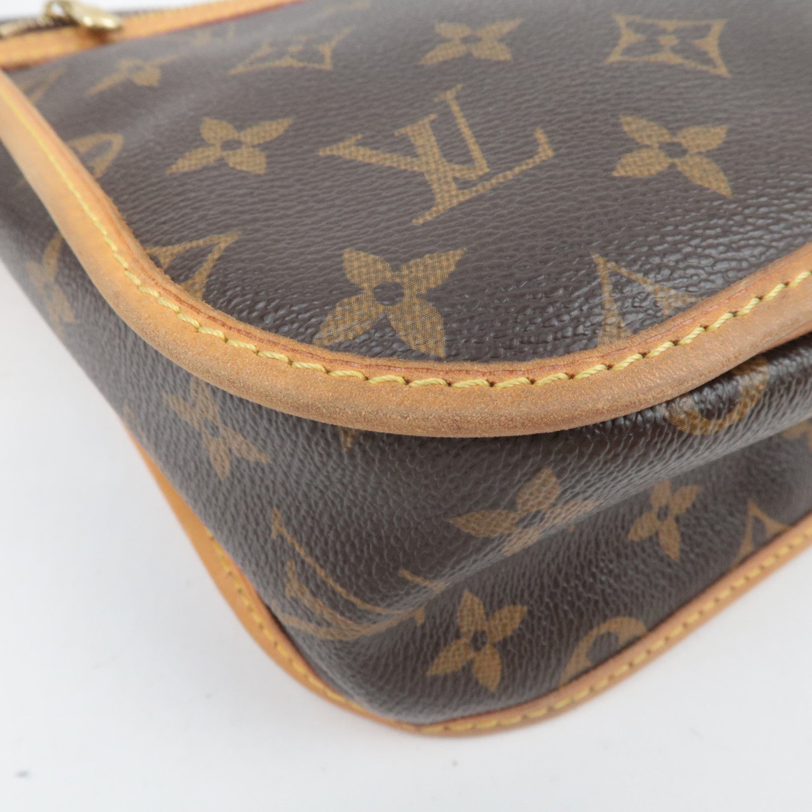 Louis Vuitton Monogram Messenger Bosphore PM Shoulder Bag M40106