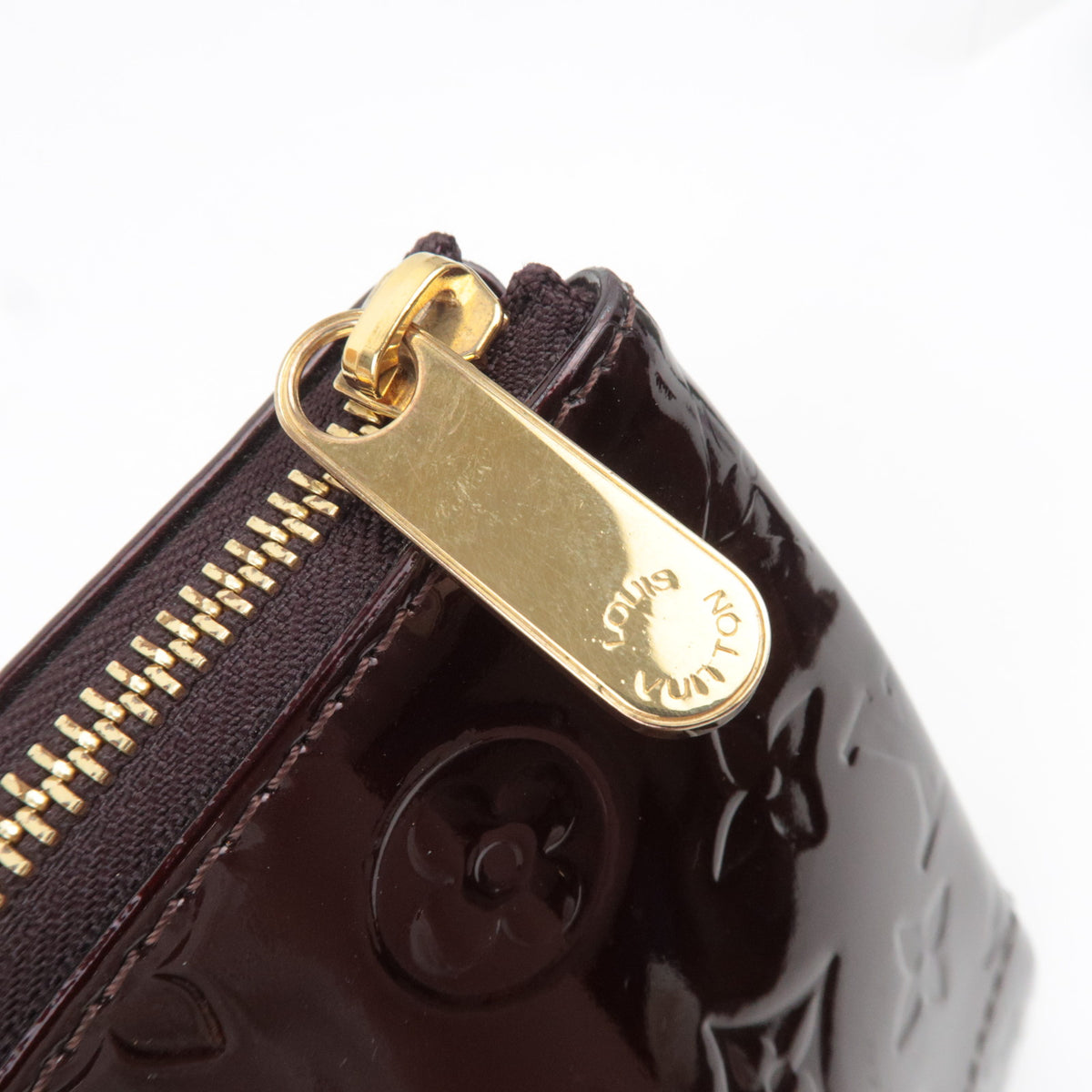 Louis Vuitton Monogram Vernis Rosewood Avenue Shoulder Bag Amarante M93510