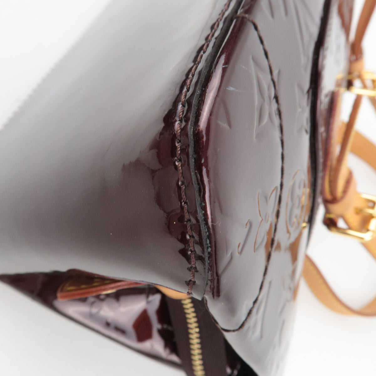 Louis Vuitton Monogram Vernis Rosewood Avenue Shoulder Bag Amarante M93510