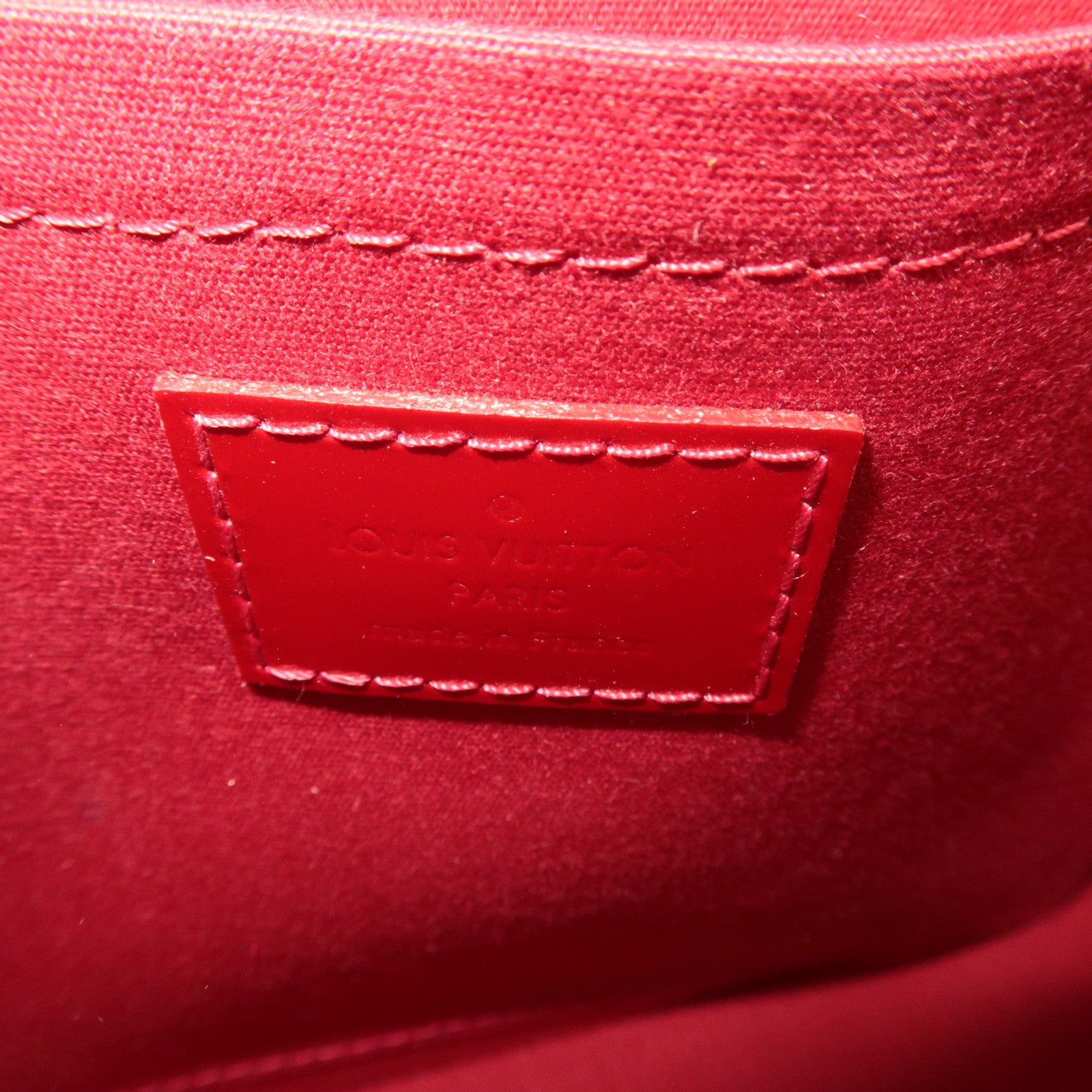 Louis Vuitton Monogram Vernis Rodeo Drive Shoulder Bag Pomme D'Amour M93599
