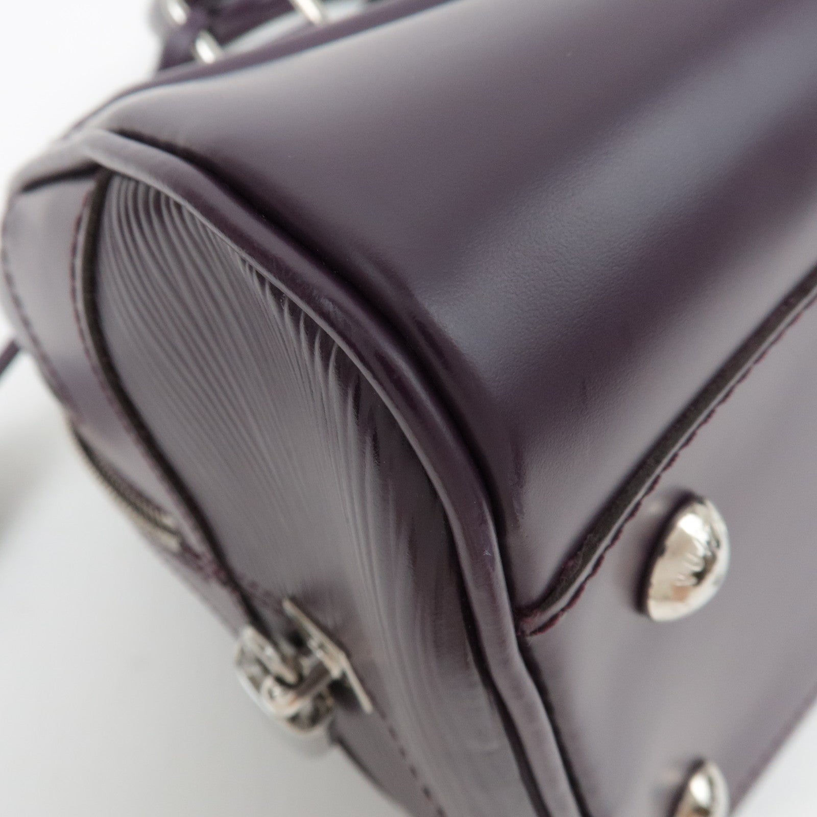 Louis Vuitton Epi Bowling Montaigne GM Handbag Cassis M5931K