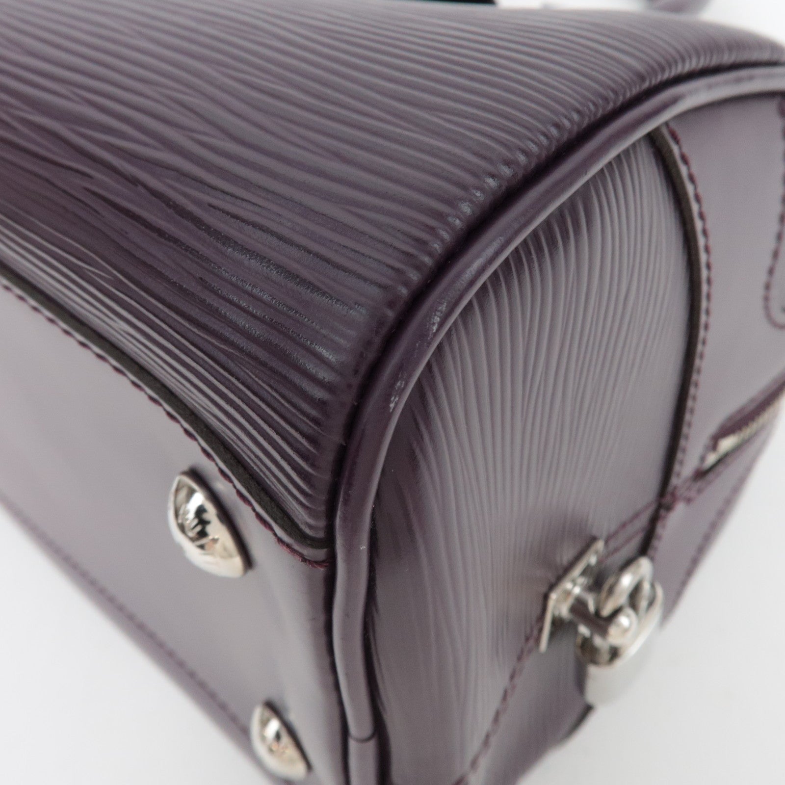 Louis Vuitton Epi Bowling Montaigne GM Handbag Cassis M5931K