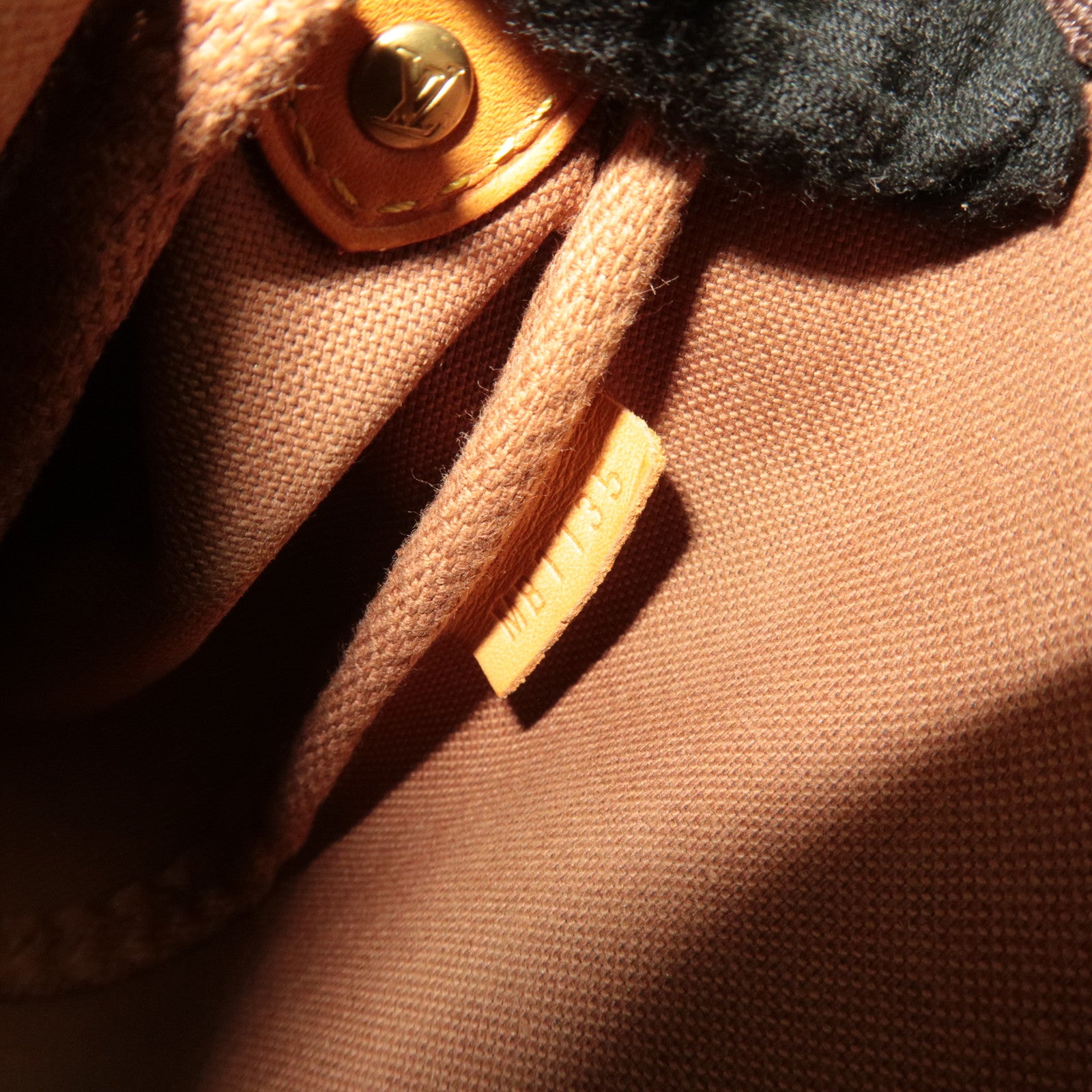 Louis Vuitton Monogram Eva Shoulder Bag M95567