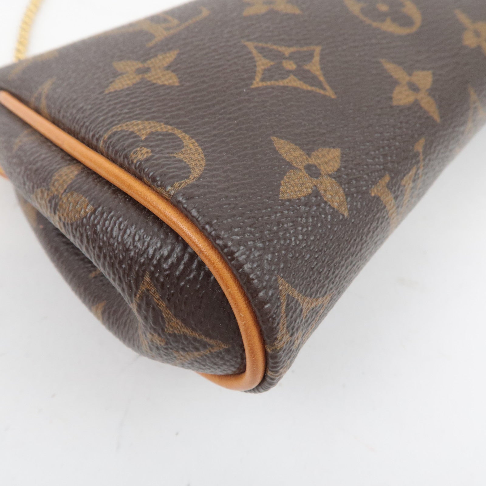 Louis Vuitton Monogram Eva Shoulder Bag M95567