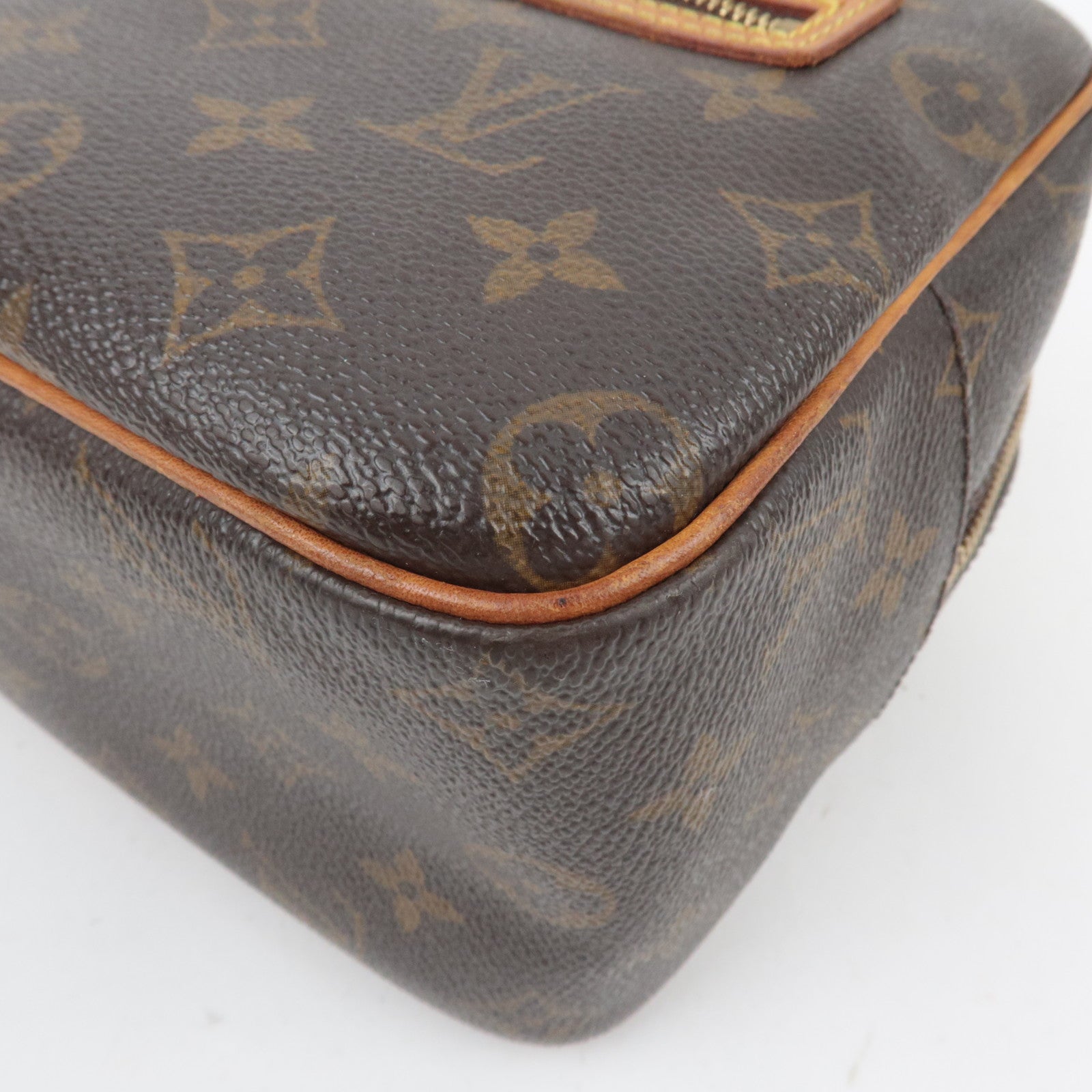 Louis Vuitton Monogram Cite MM Shoulder Bag M51182