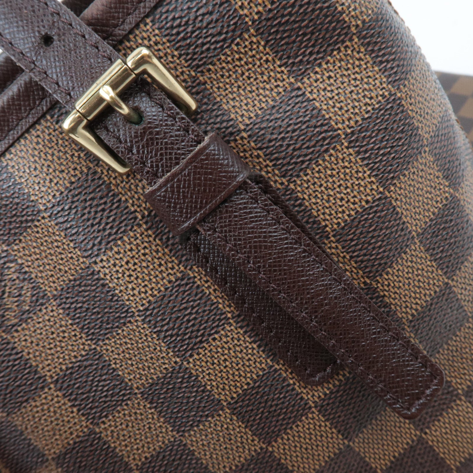 Louis Vuitton Damier Marais Shoulder Bag N42240
