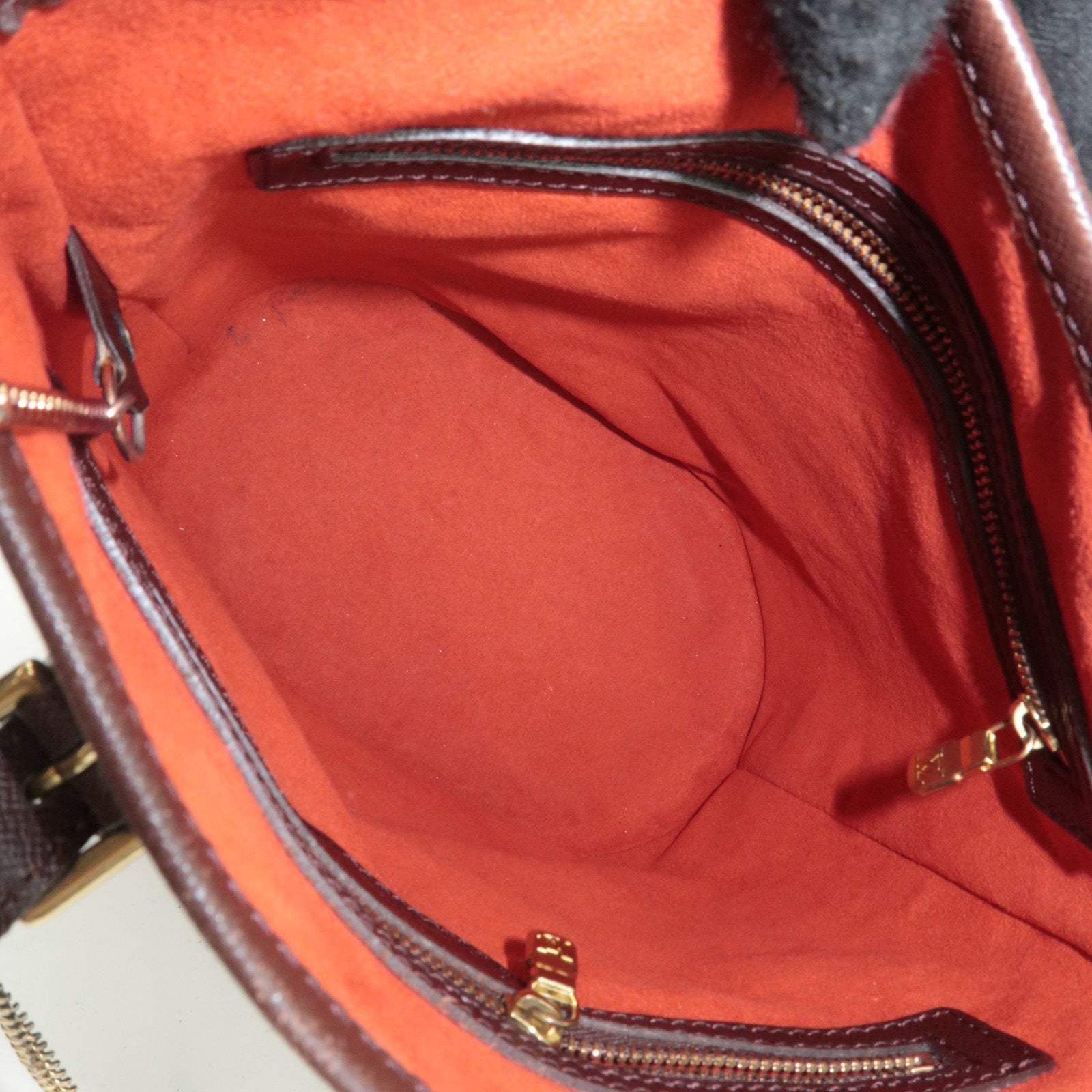 Louis Vuitton Damier Marais Shoulder Bag N42240