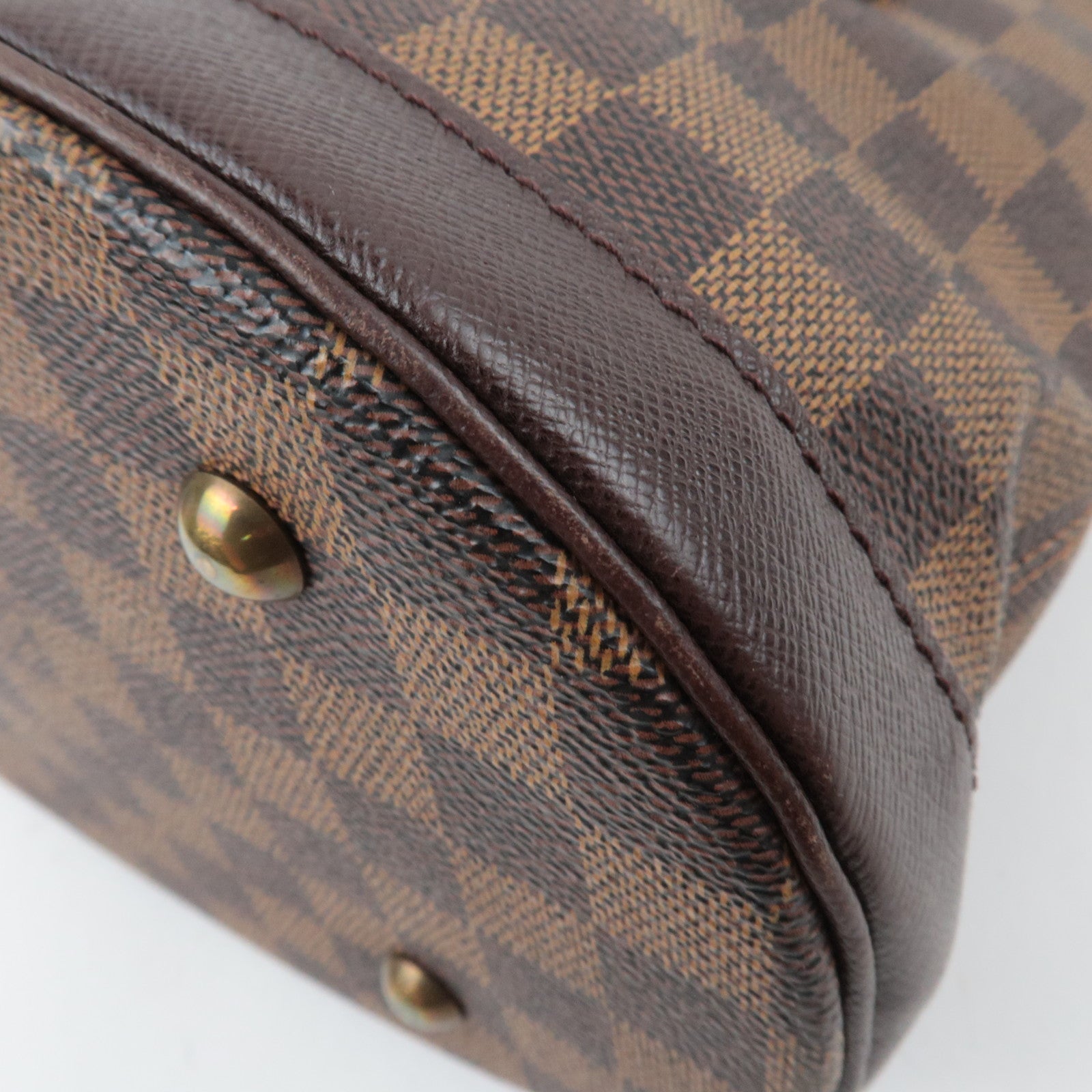 Louis Vuitton Damier Marais Shoulder Bag N42240