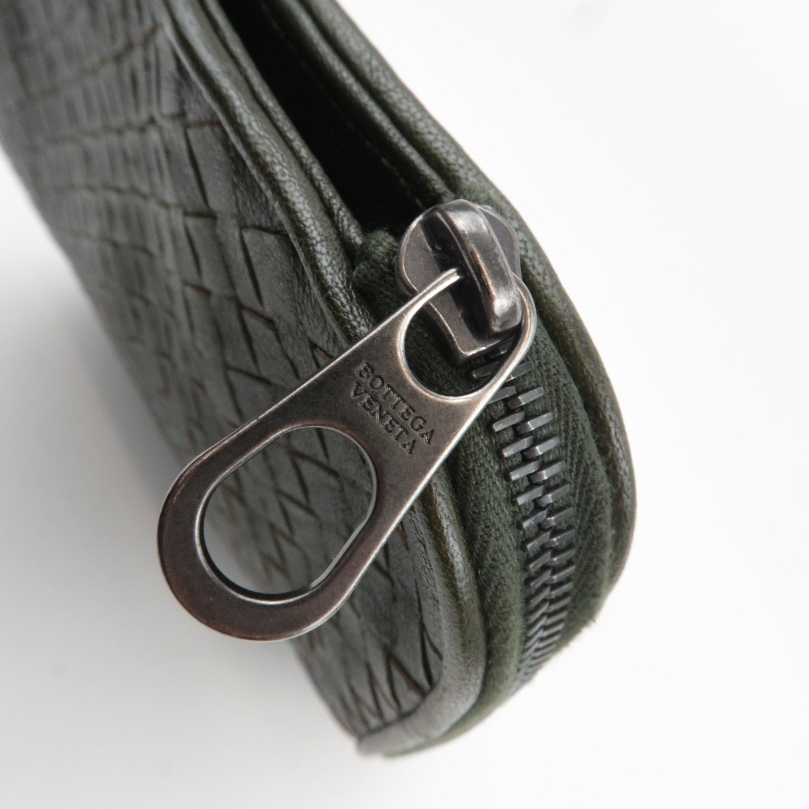 BOTTEGA VENETA Leather Intrecciato Clutch Bag Black Navy Green