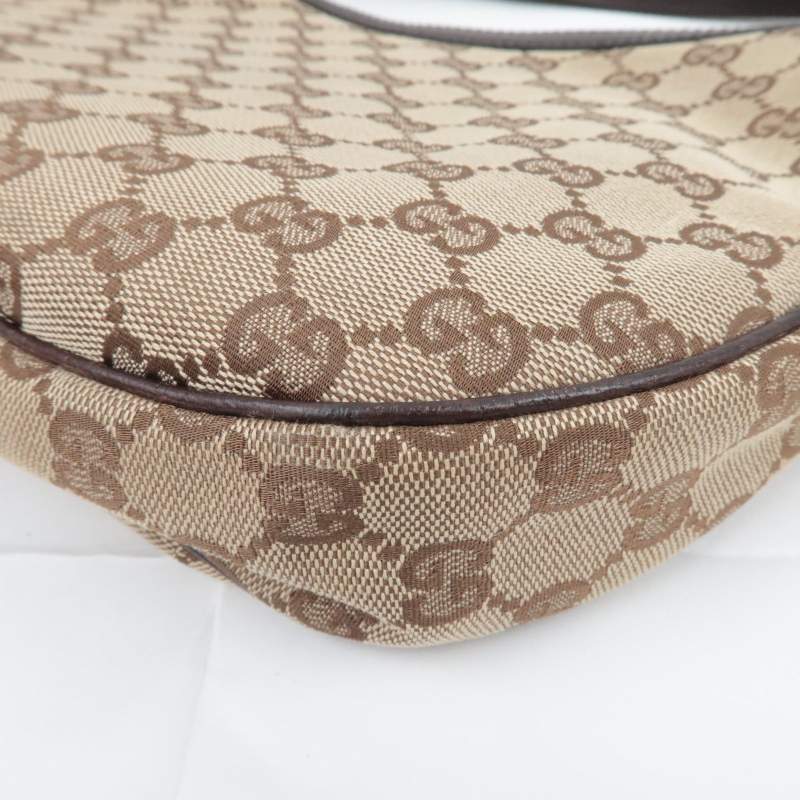 GUCCI GG Canvas Shoulder Bag Brown 122790