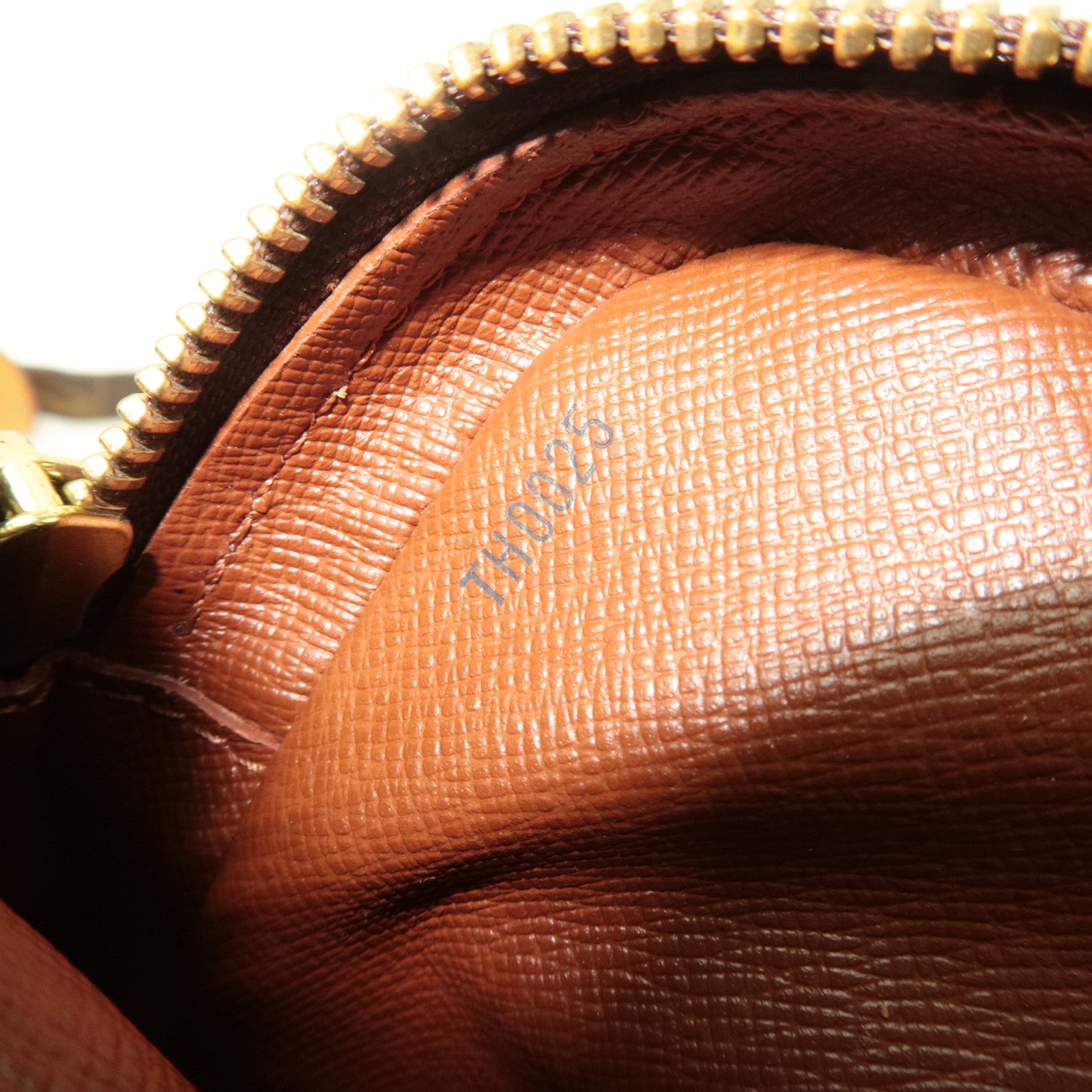 Louis Vuitton Monogram Amazon Shoulder Bag M45236