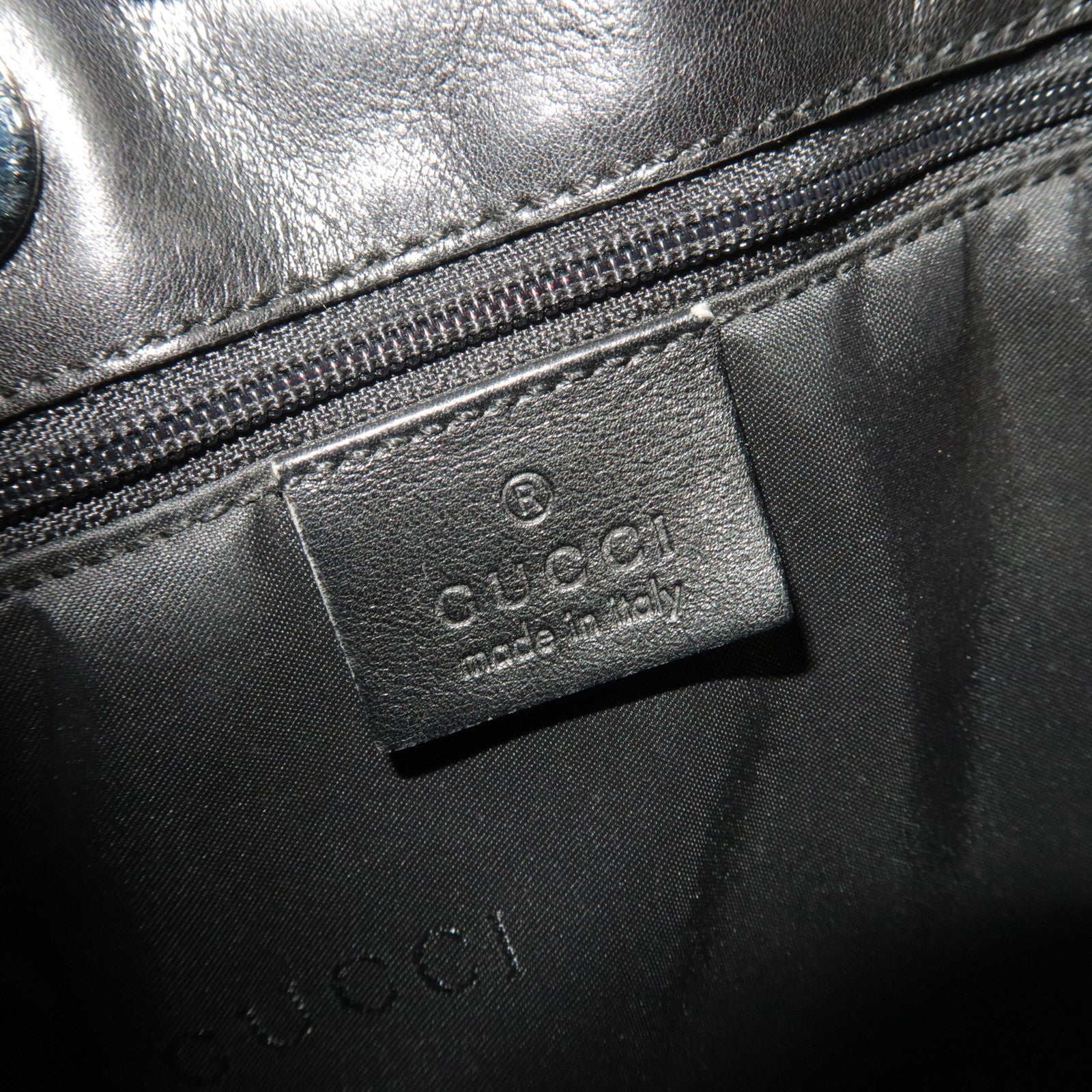GUCCI Leather Shoulder Bag Black 001.4030
