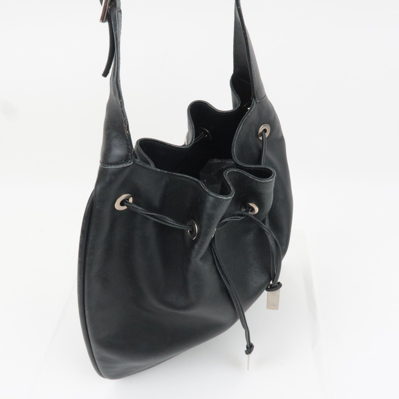 GUCCI Leather Shoulder Bag Black 001.4030