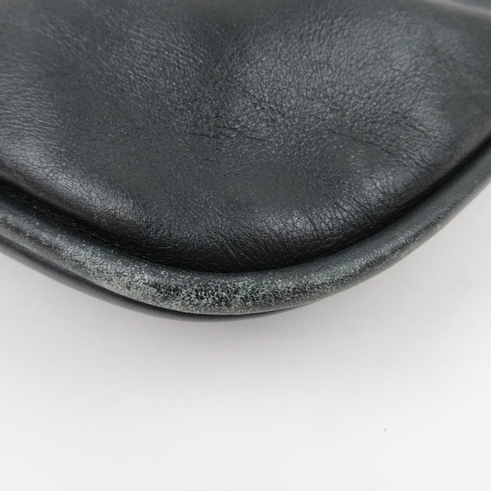 GUCCI Leather Shoulder Bag Black 001.4030