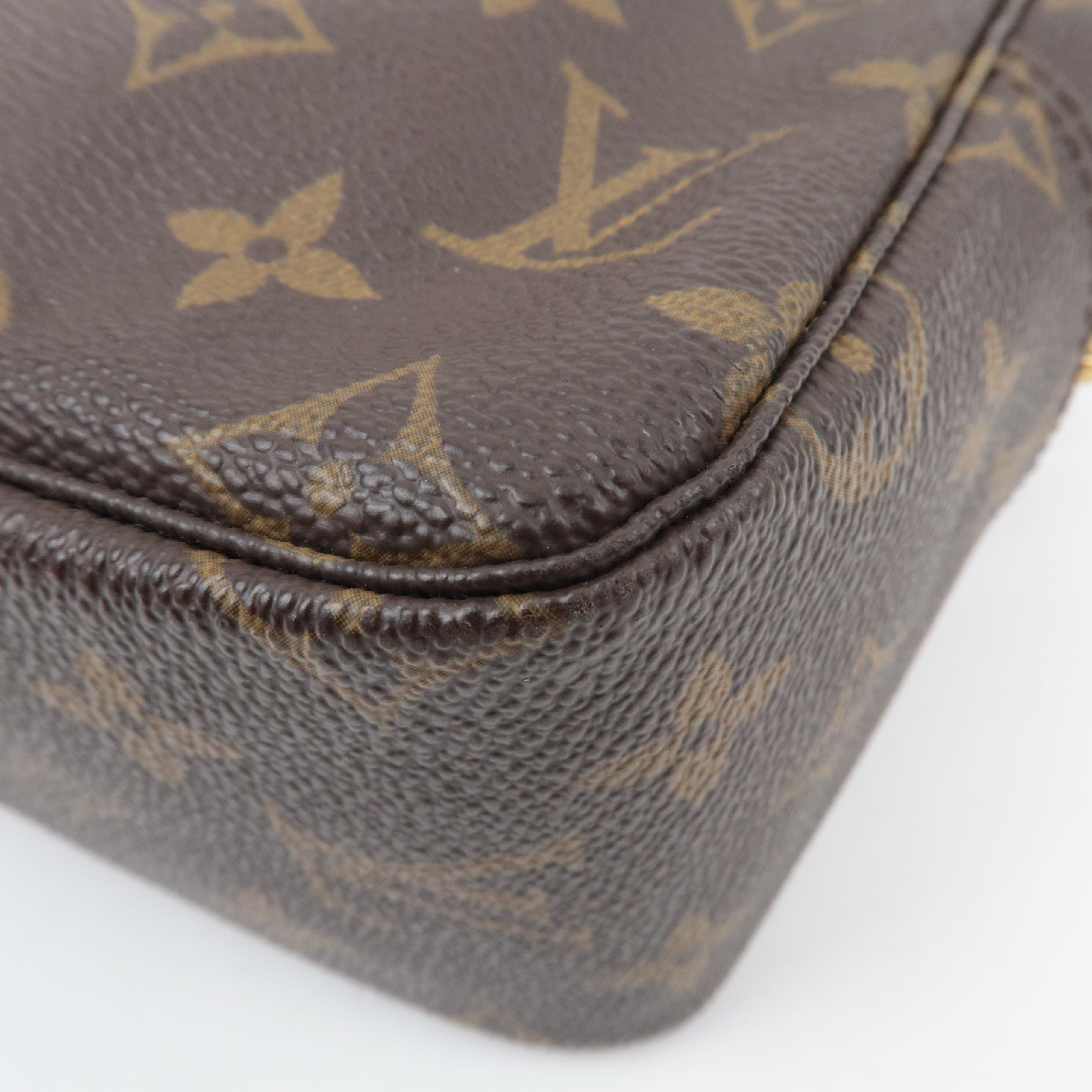 Louis Vuitton Monogram Trousse Toilette 28 Toiletry Bag M47522
