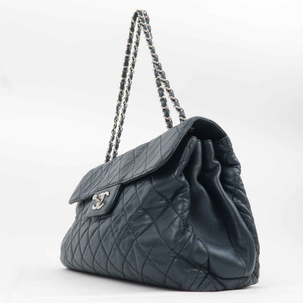 CHANEL Matelasse Flap Chain Shoulder Bag Lambskin Navy