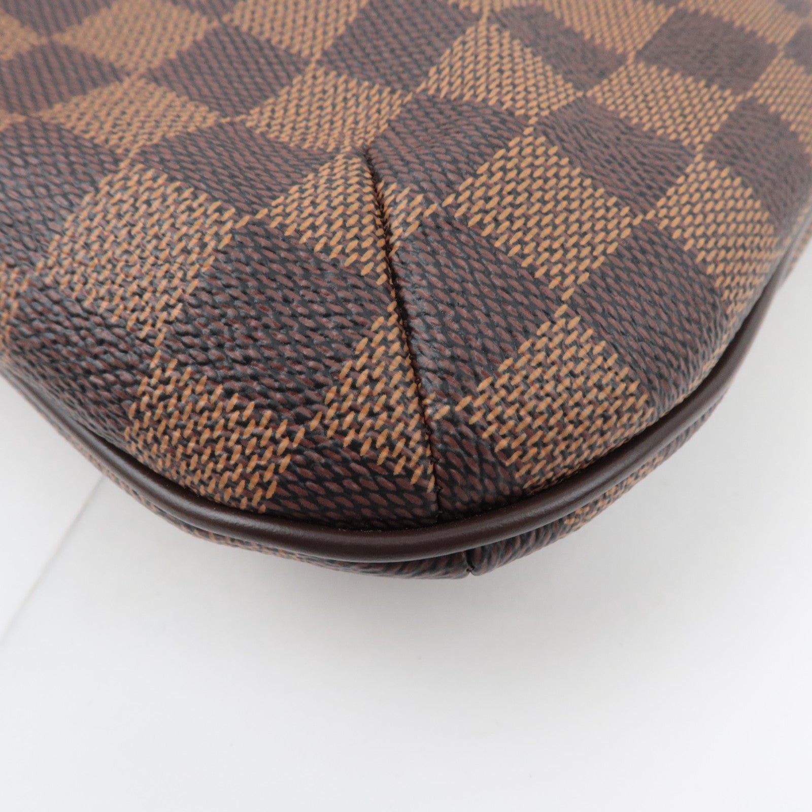 Louis Vuitton Damier Bloomsbury PM Shoulder Bag N42251