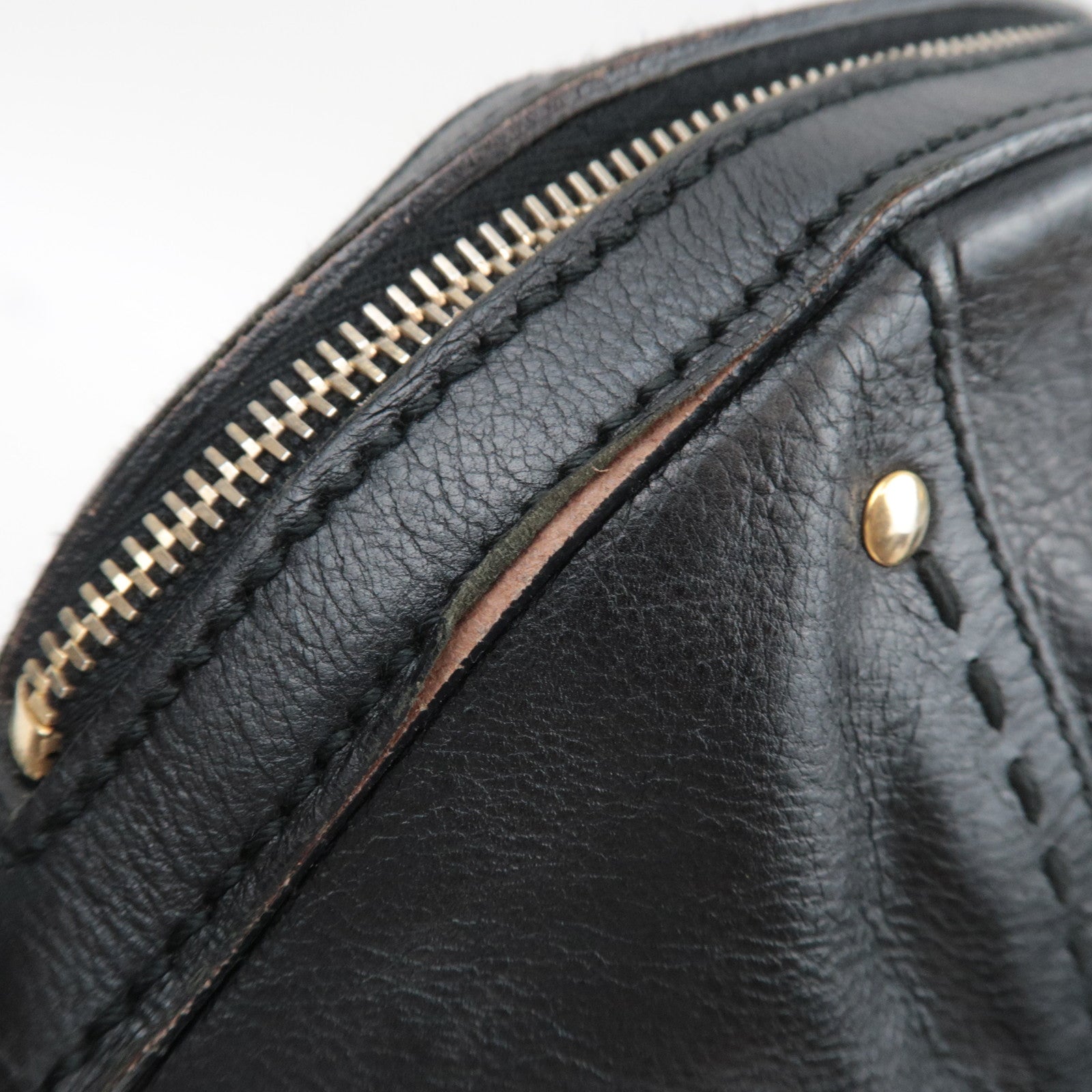 SAINT LAURENT YSL Muse Leather Handbag Black 156464