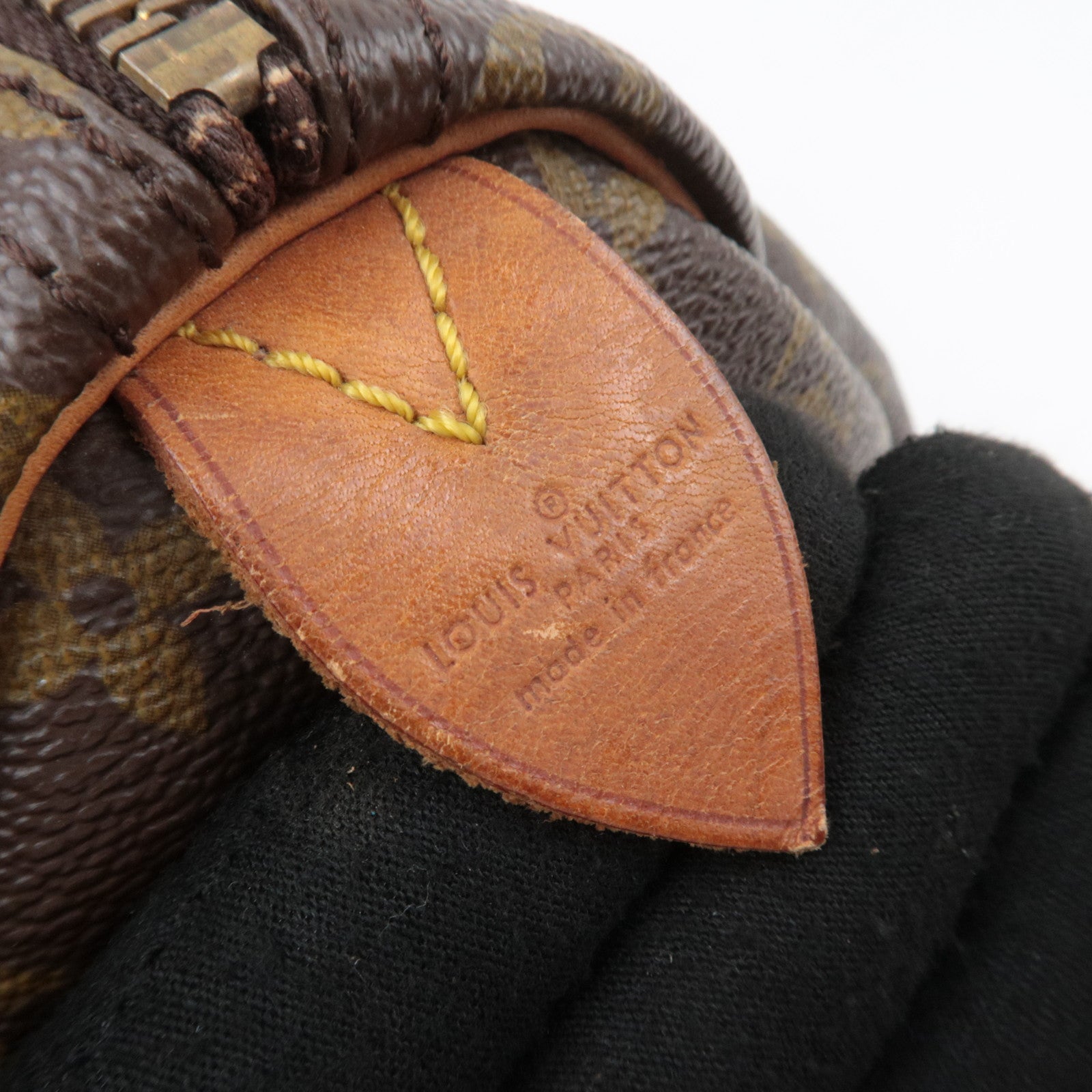 Louis Vuitton Monogram Speedy 30 Handbag M41526