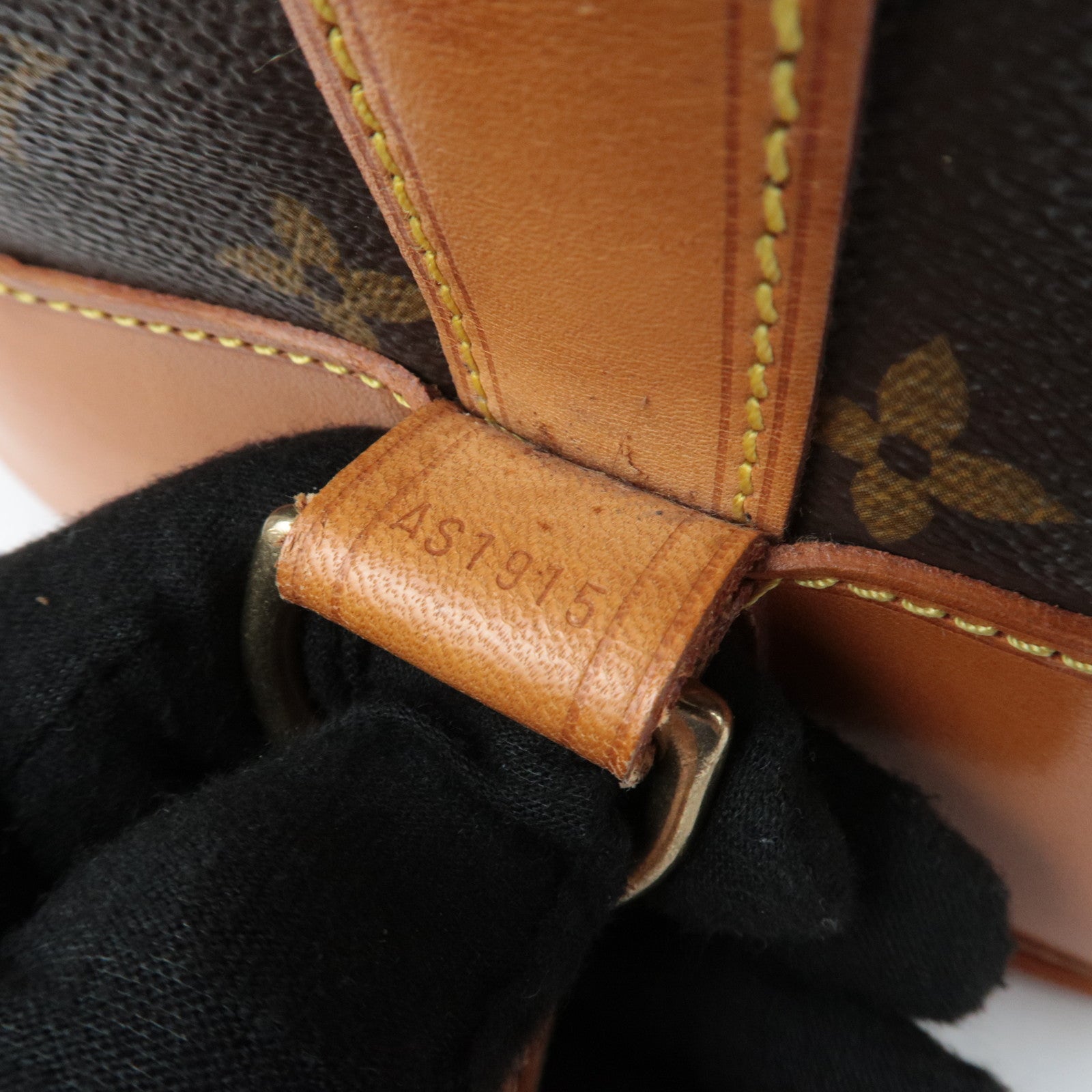 Louis Vuitton Monogram Randonnee PM Shoulder Bag M42243