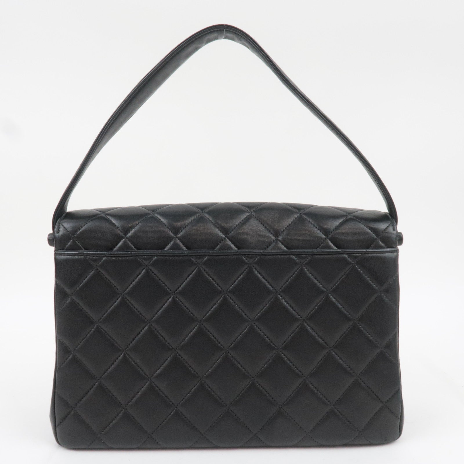 CHANEL Matelasse Lambskin Shoulder Bag Black Gold HDW