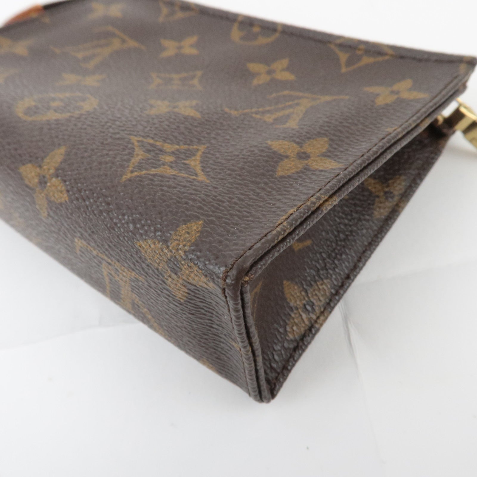 Louis Vuitton Monogram Poche Toilette 15 Pouch M47546